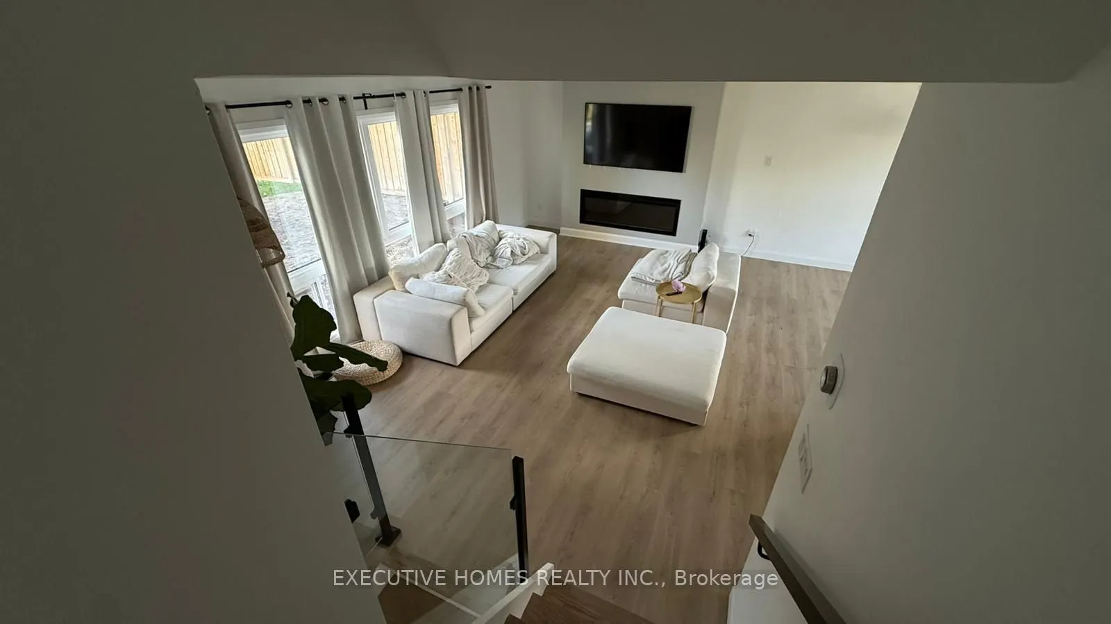 1045 Beaufort Avenue