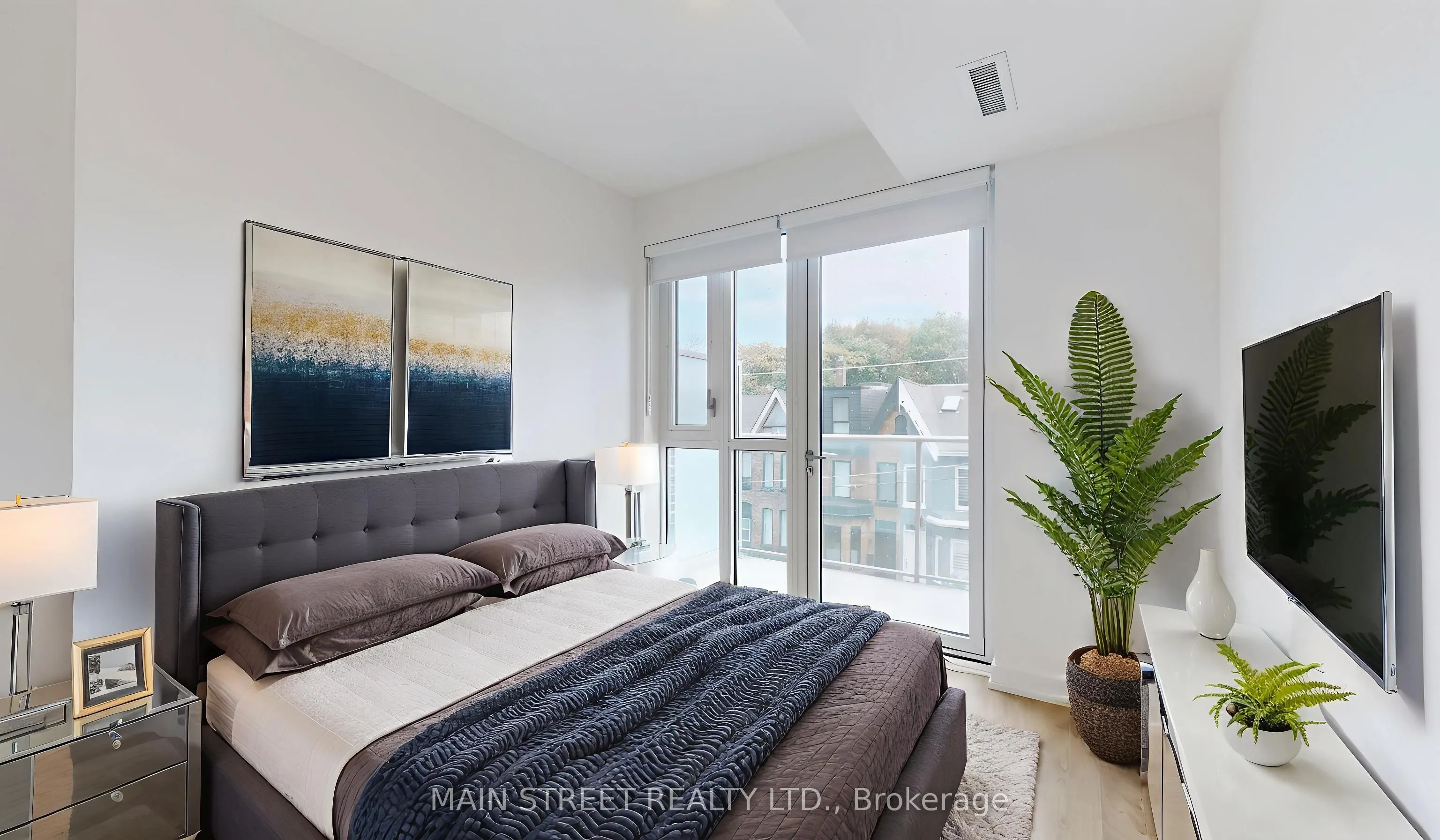 150 Logan Avenue, #331