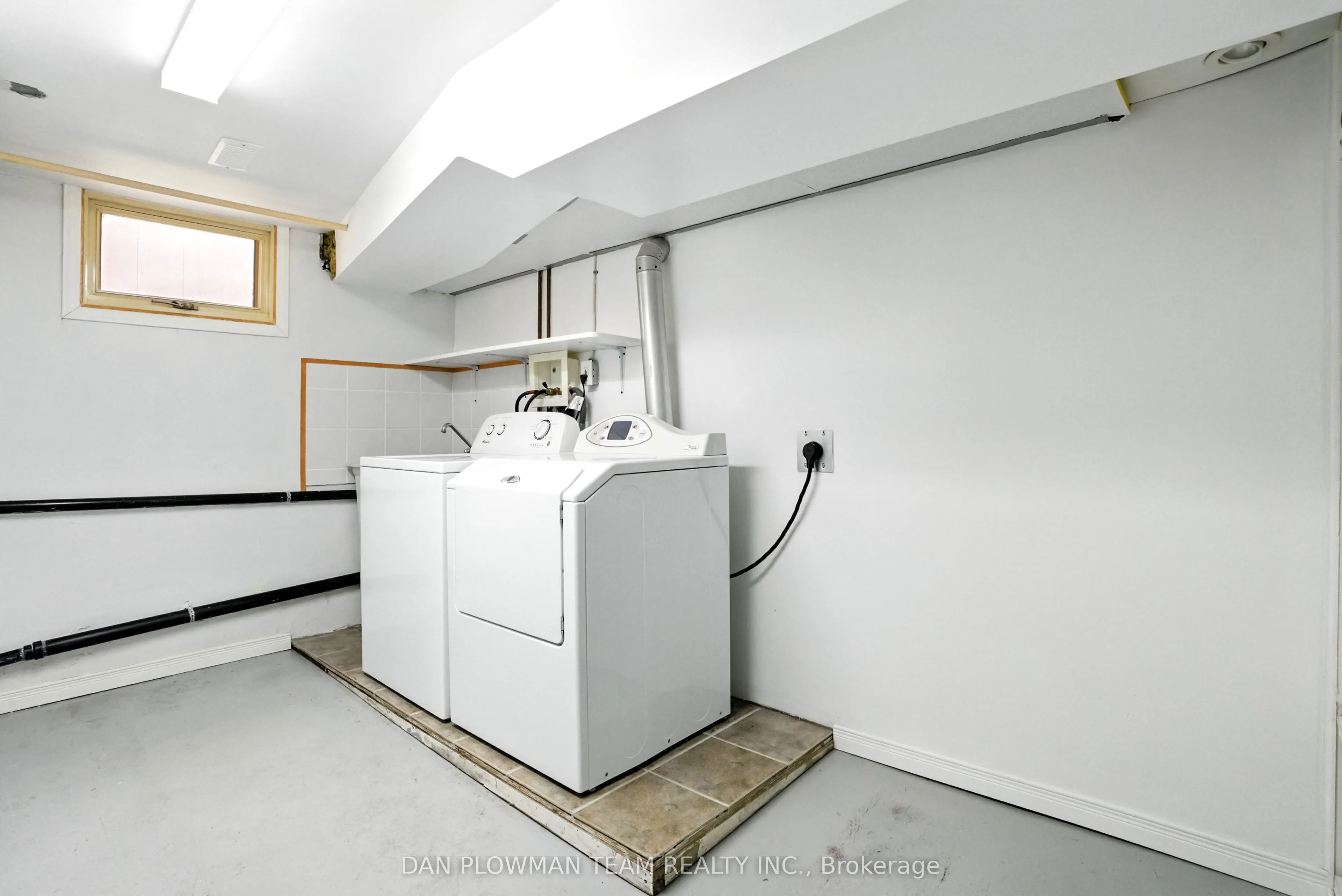 1001 Wardman Crescent