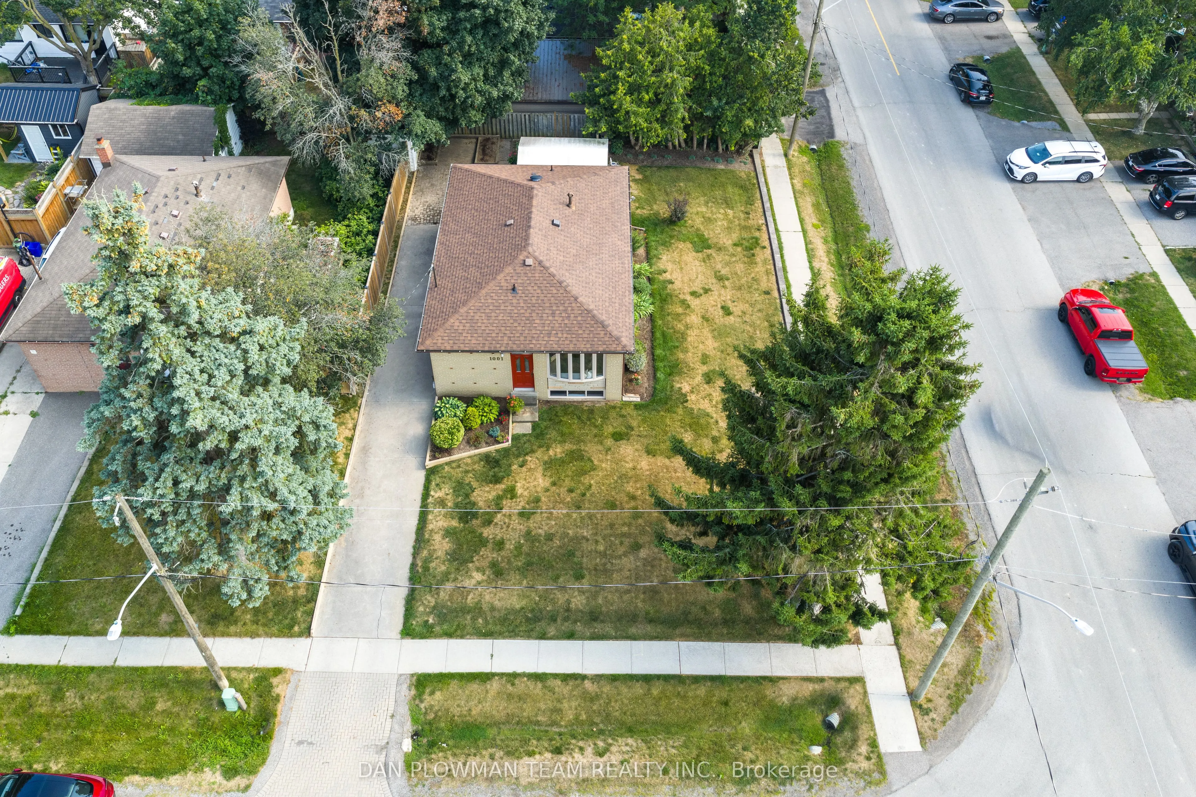 1001 Wardman Crescent