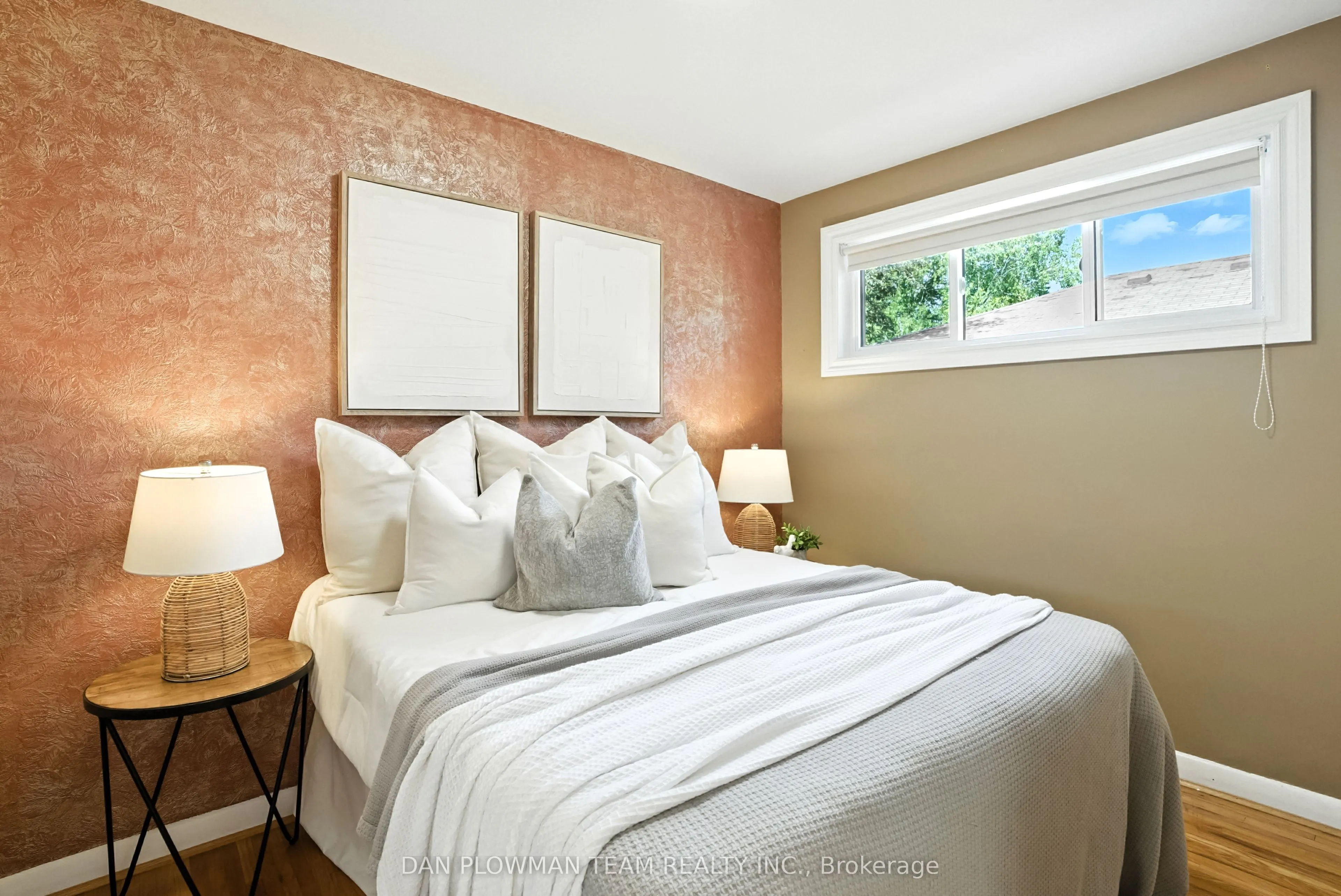 1001 Wardman Crescent