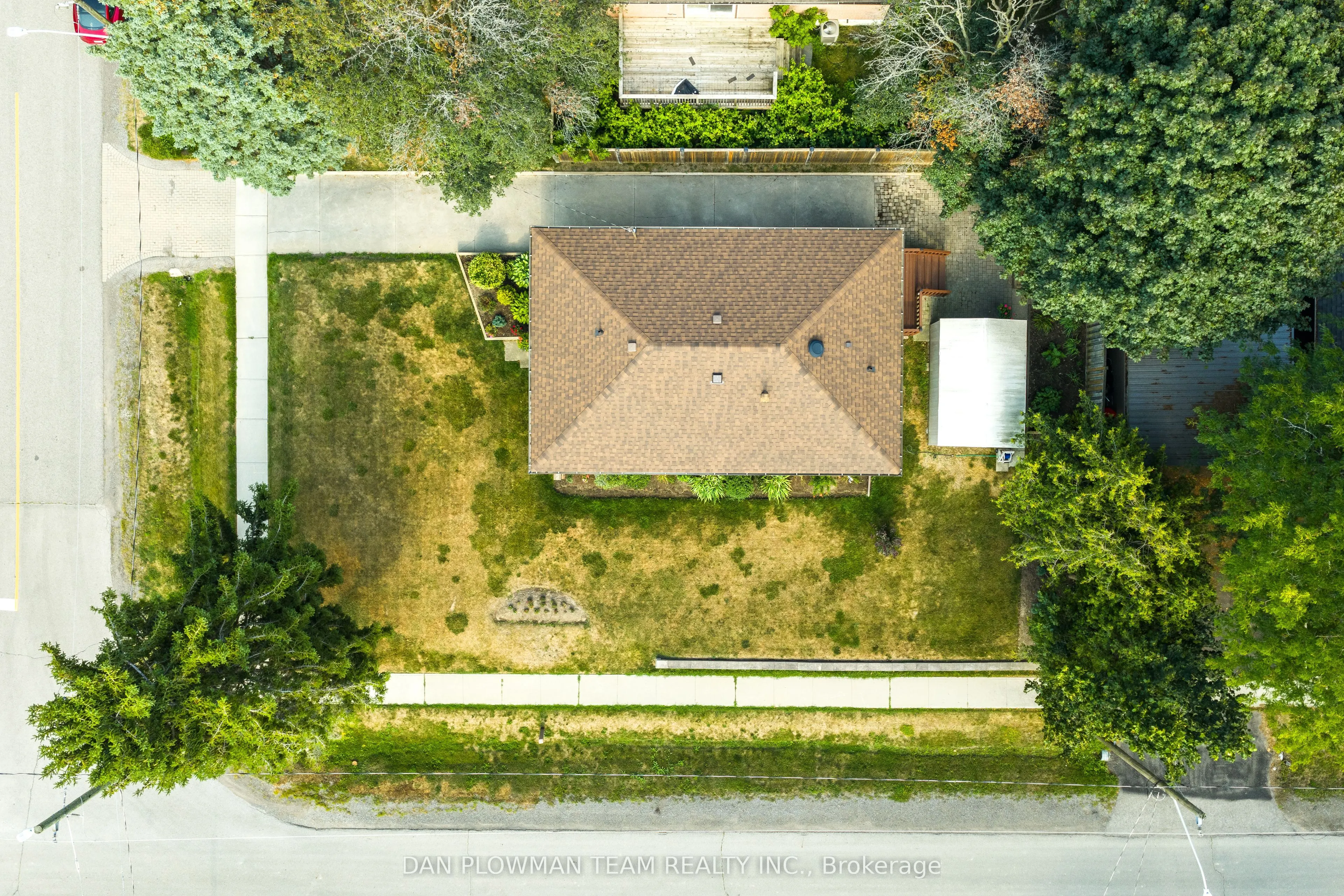 1001 Wardman Crescent