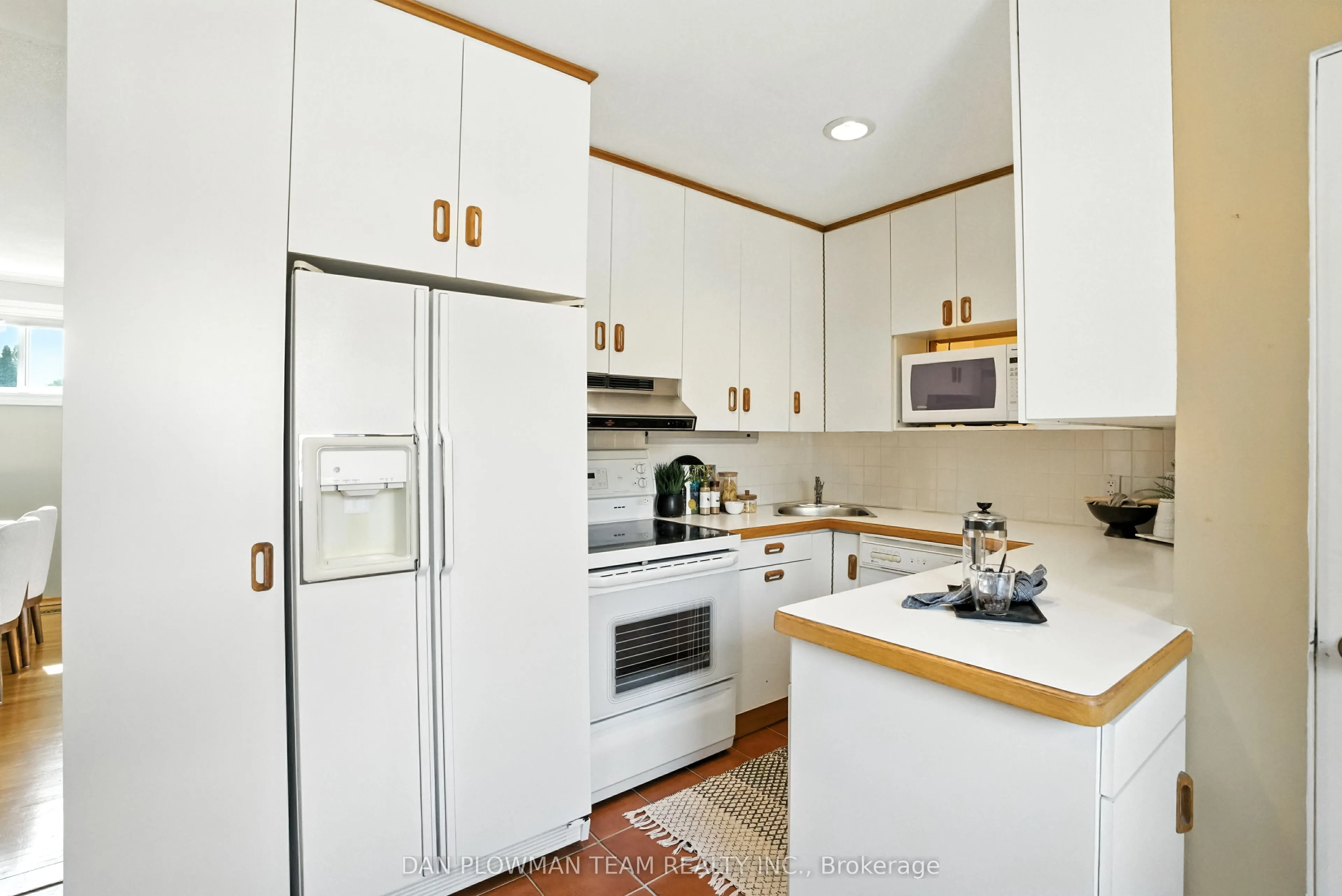 1001 Wardman Crescent