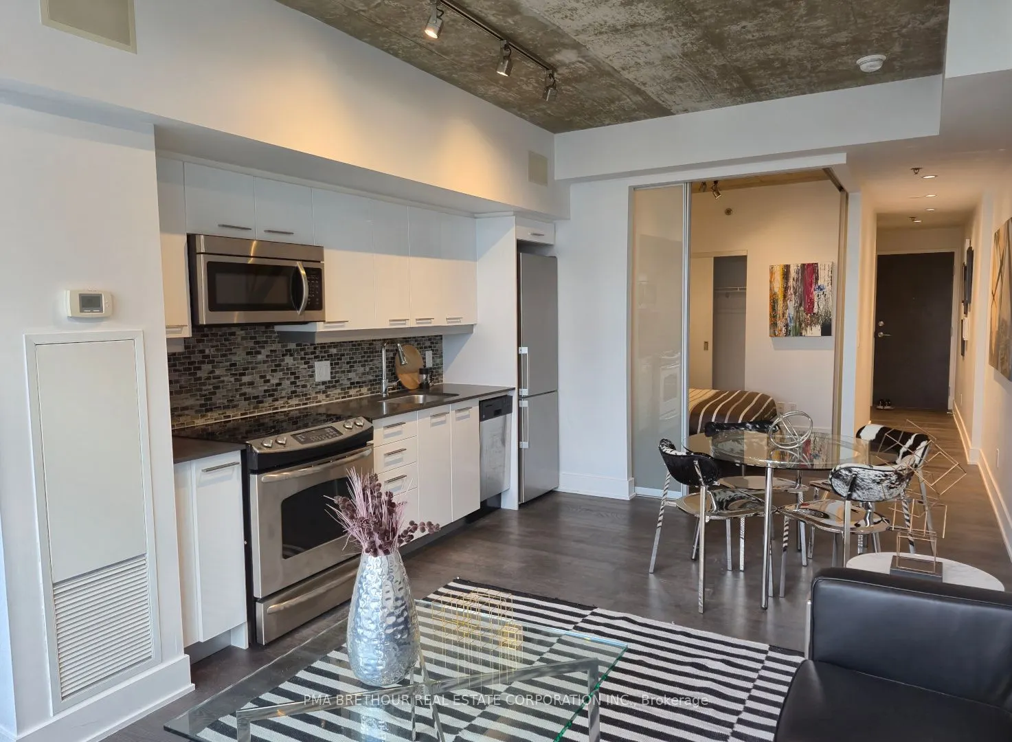 630 Queen Street East Street, #407