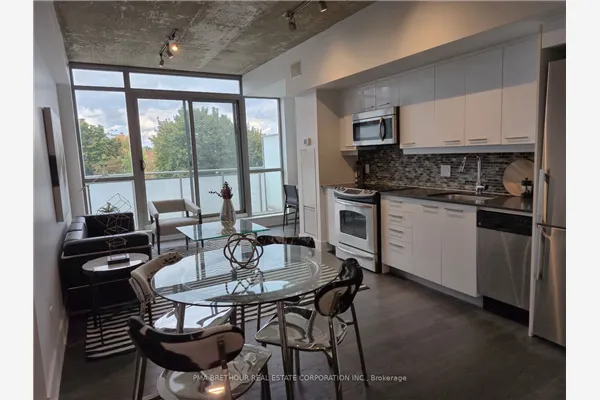 630 Queen Street East Street, #407