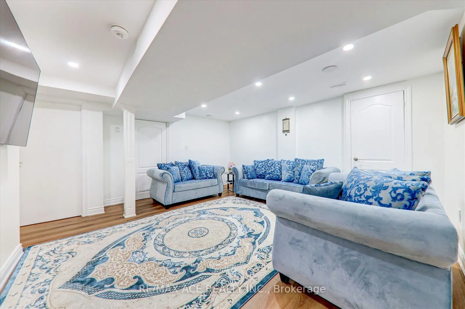 82 Warnford Circle, #Bsmt