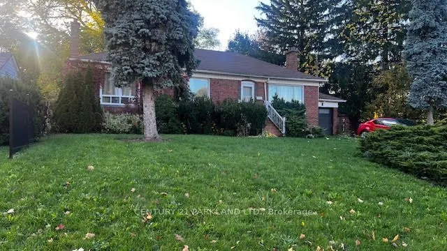 8 Kingsmere Crescent