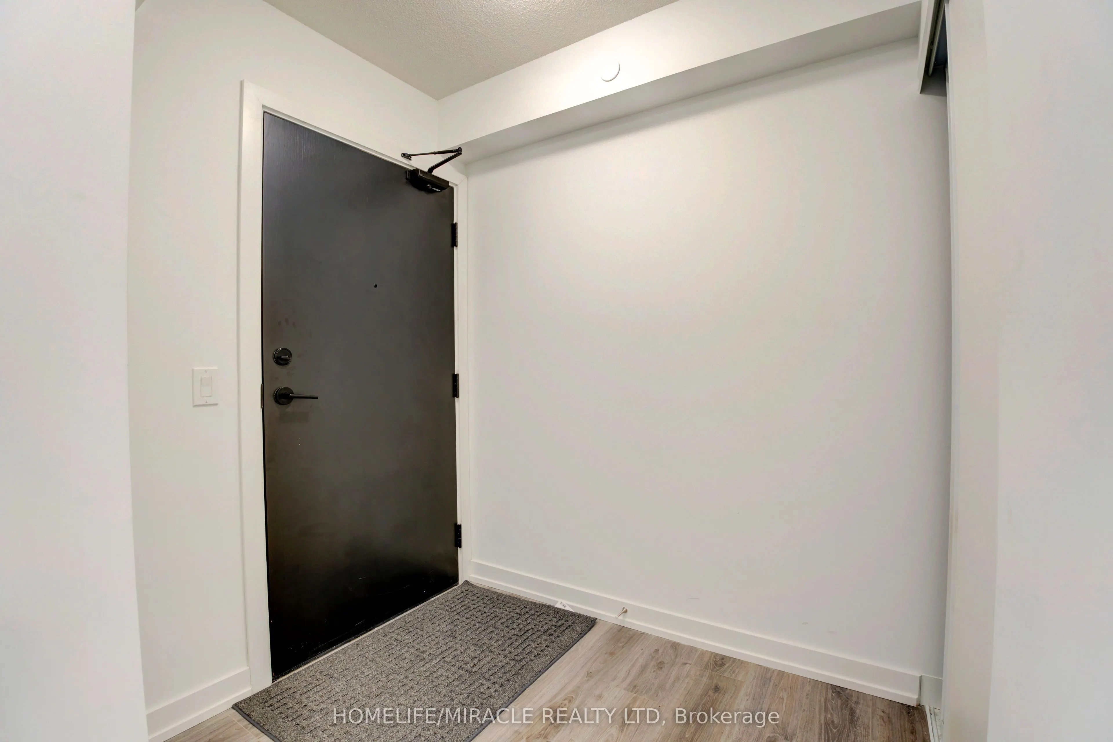 1480 Bayly Street, #905