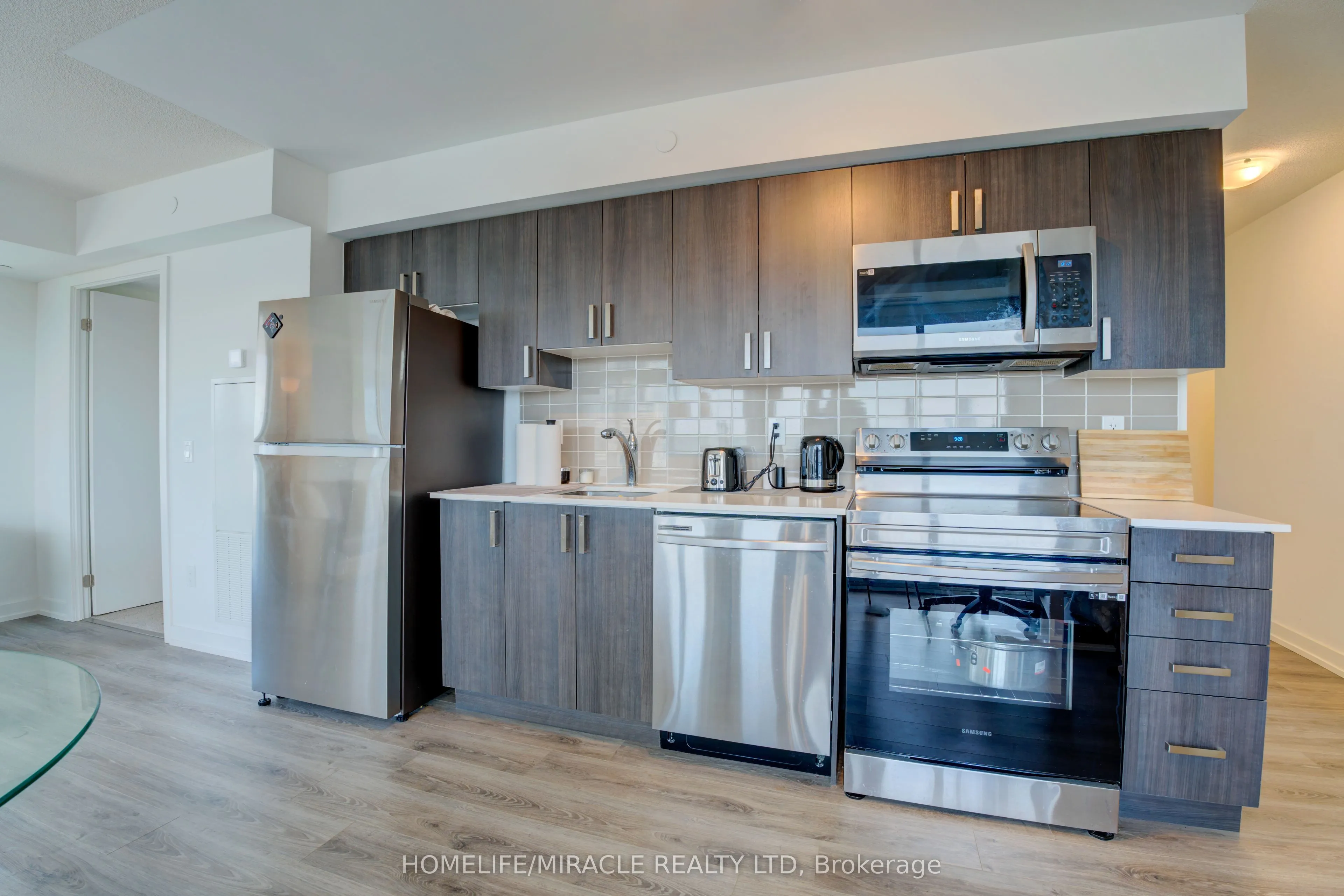 1480 Bayly Street, #905