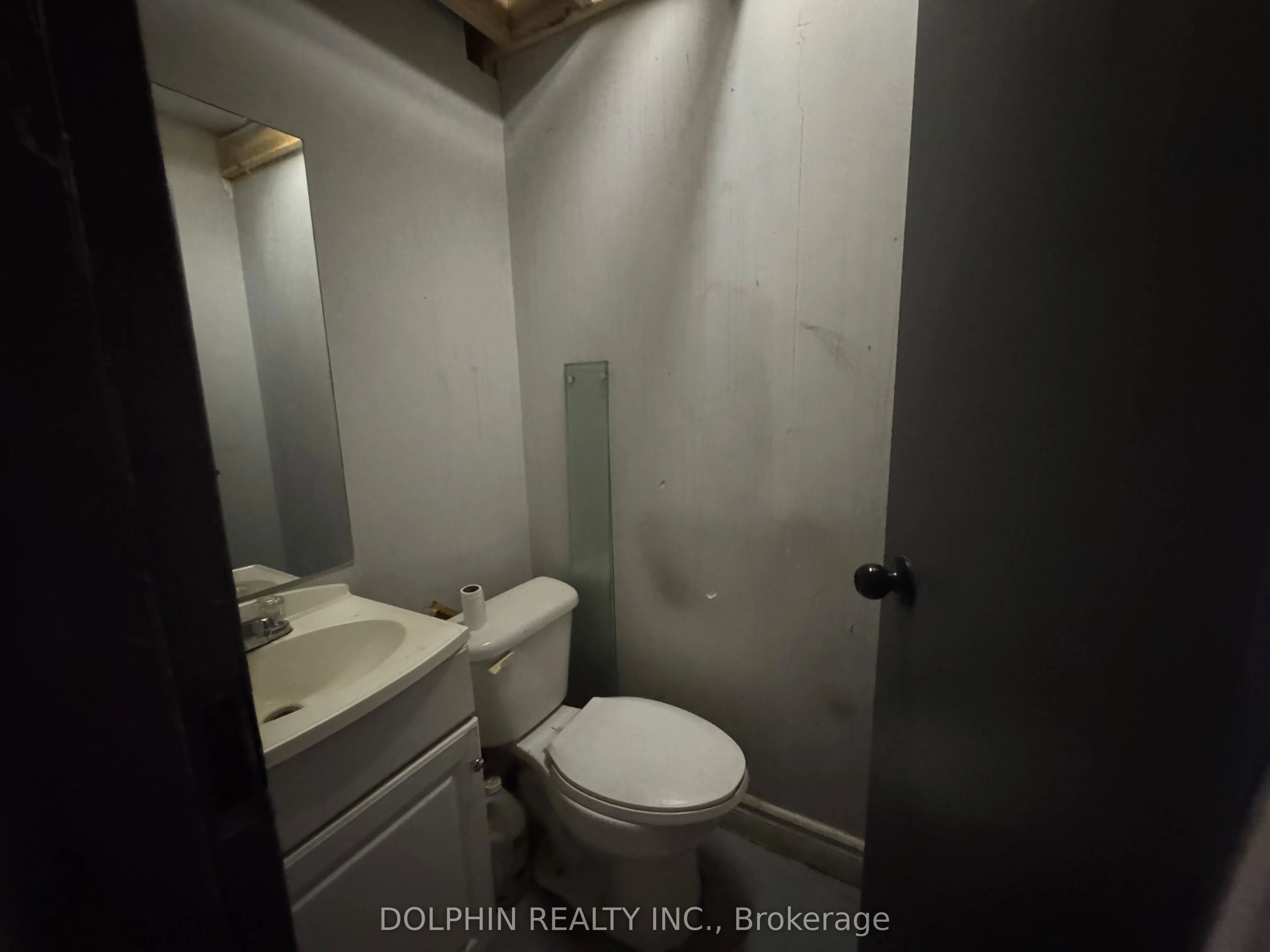 1211 Kingston Road, #15