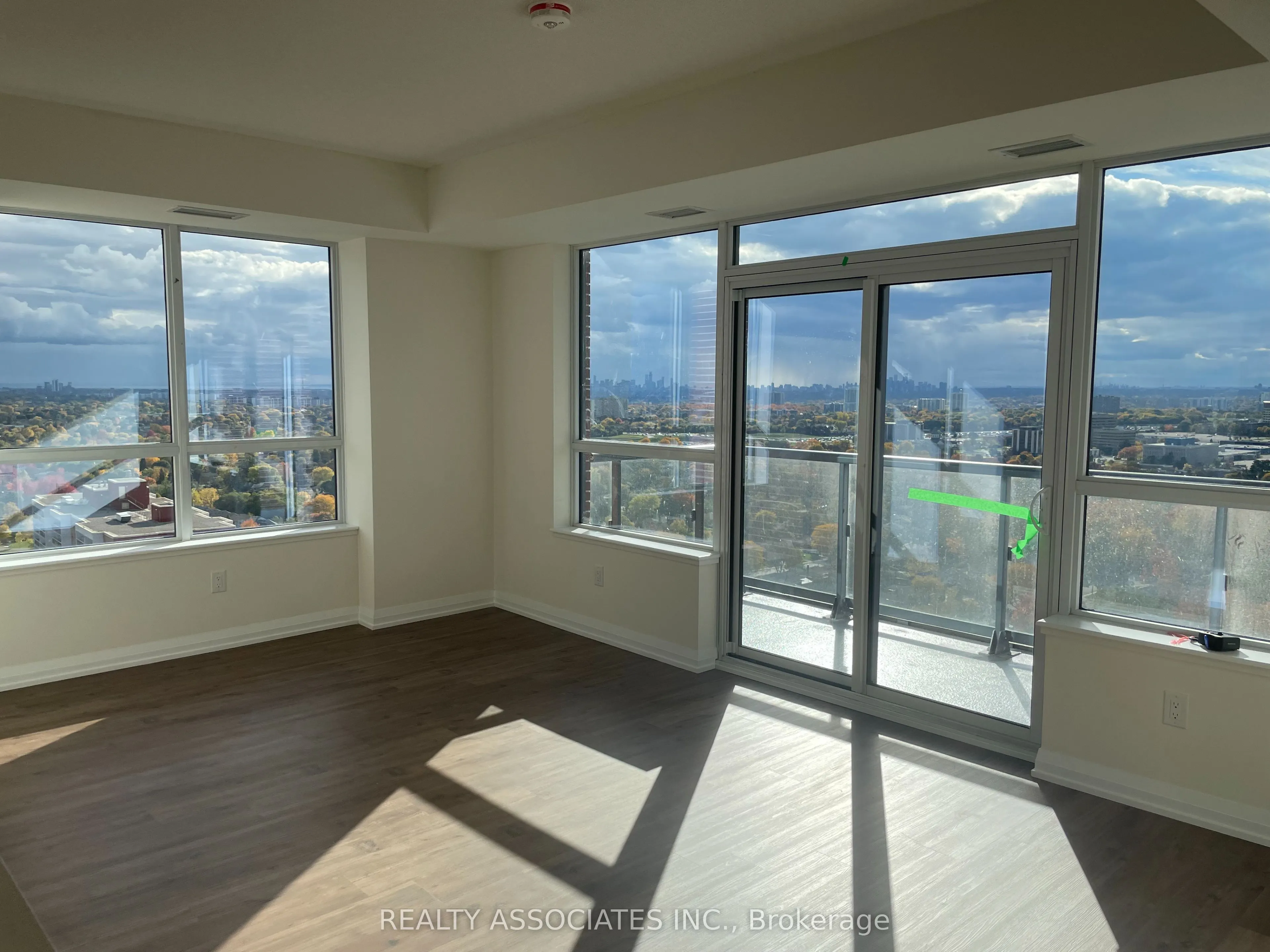 3260 sheppard Avenue E, #2509
