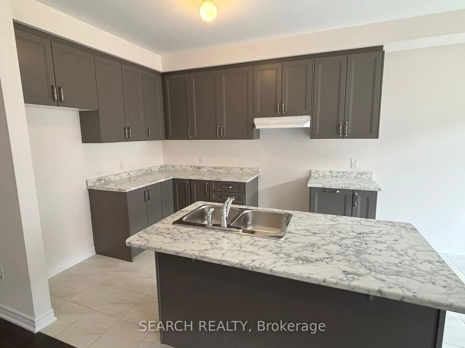 2095 HORACE DUNCAN Crescent