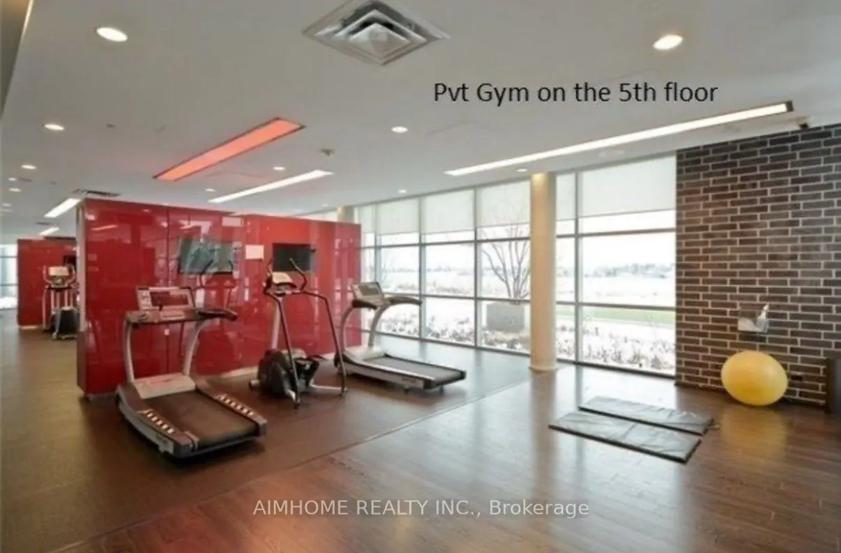 181 Village Green Square, #1512