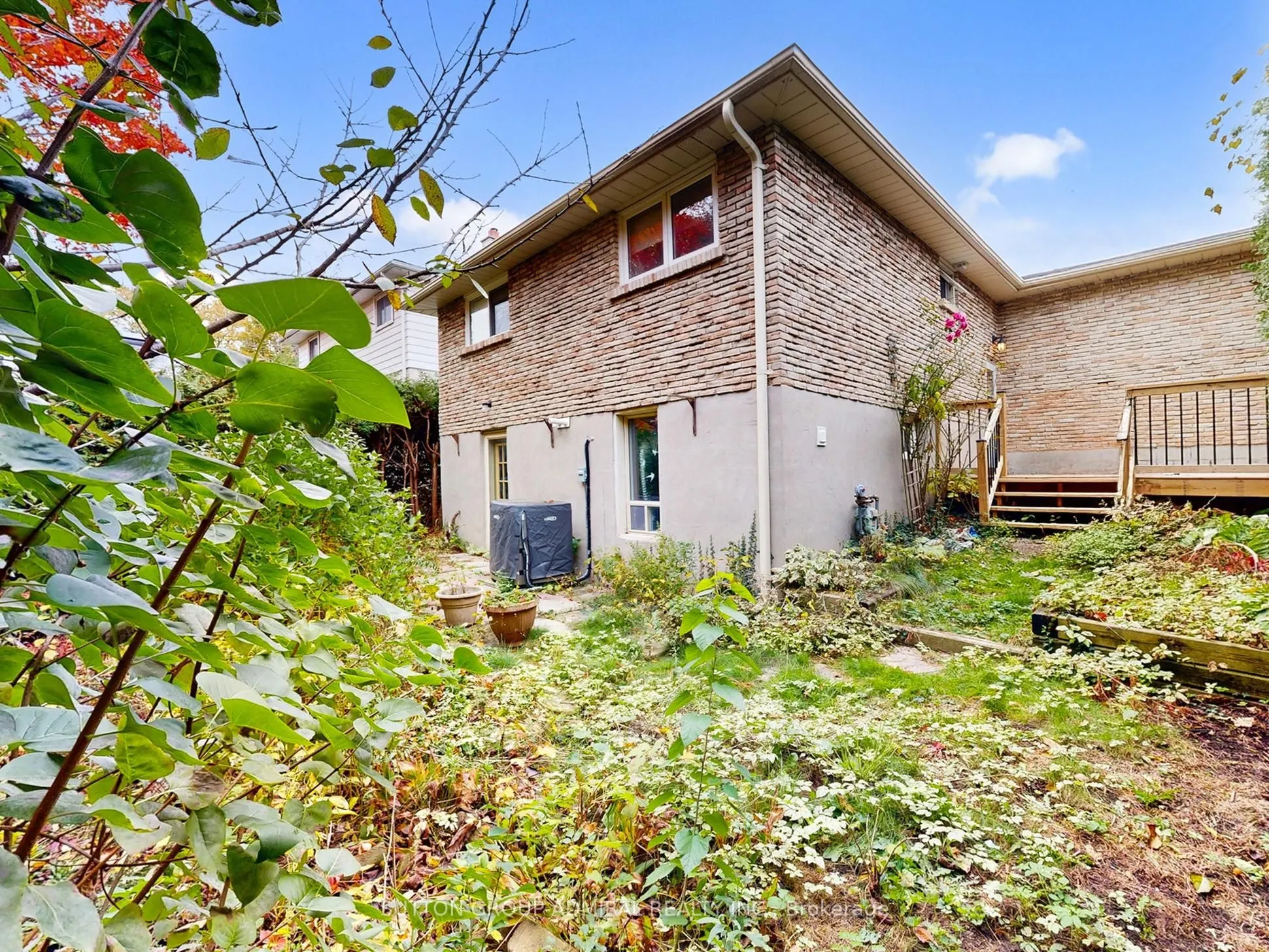 680 Adelaide Avenue E