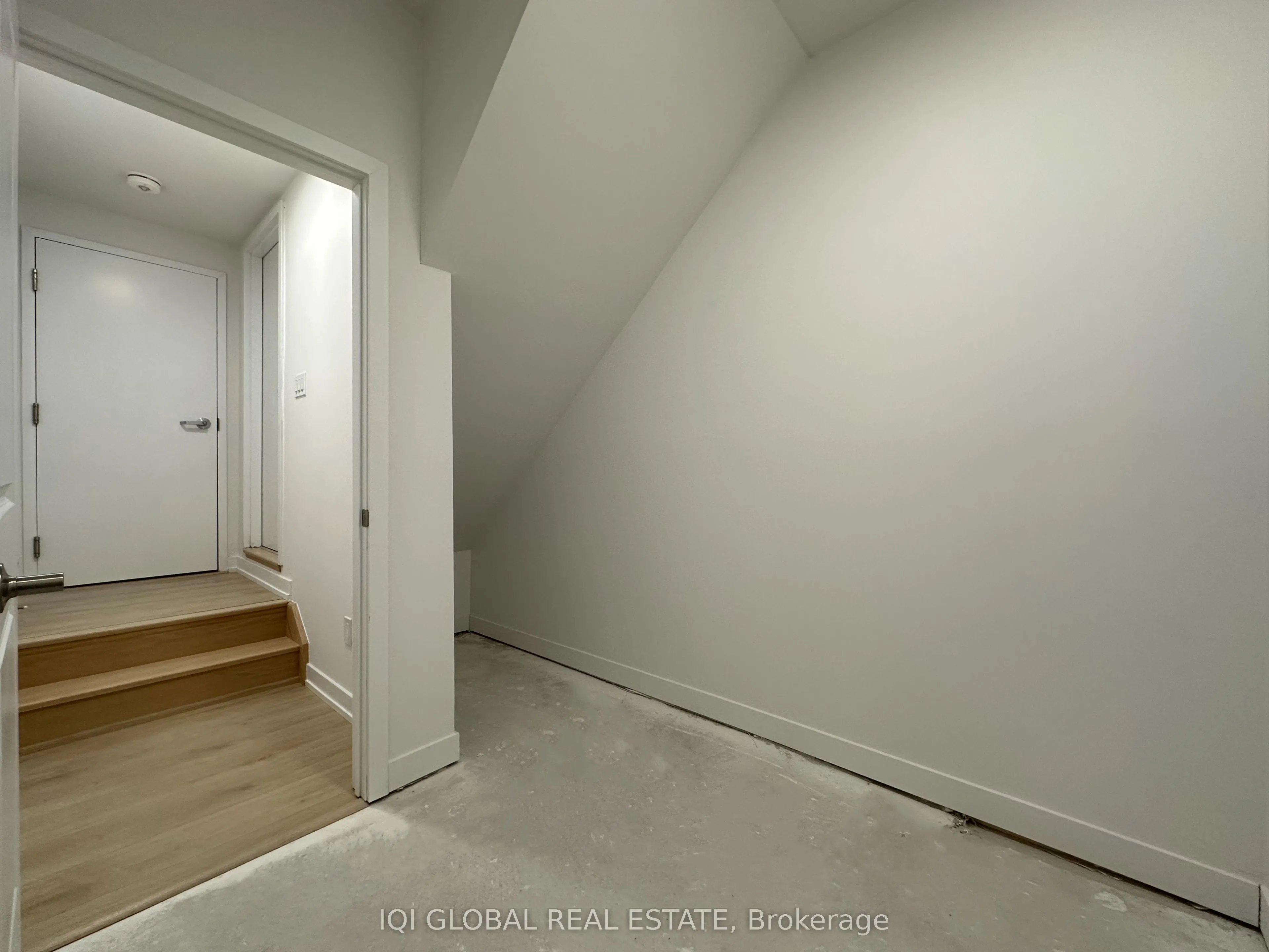 1655 Palmers Sawmill Road, #109