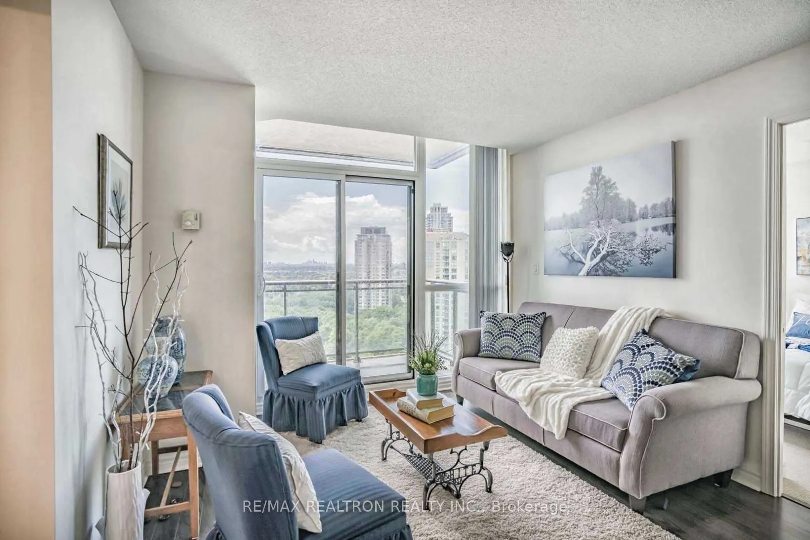 88 Grangeway Avenue, #2802