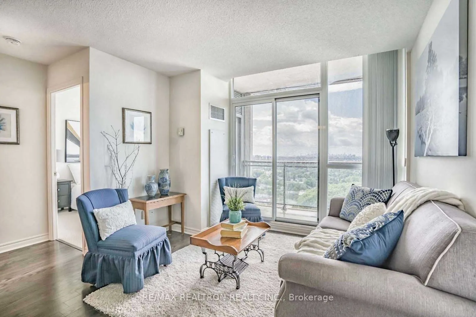 88 Grangeway Avenue, #2802