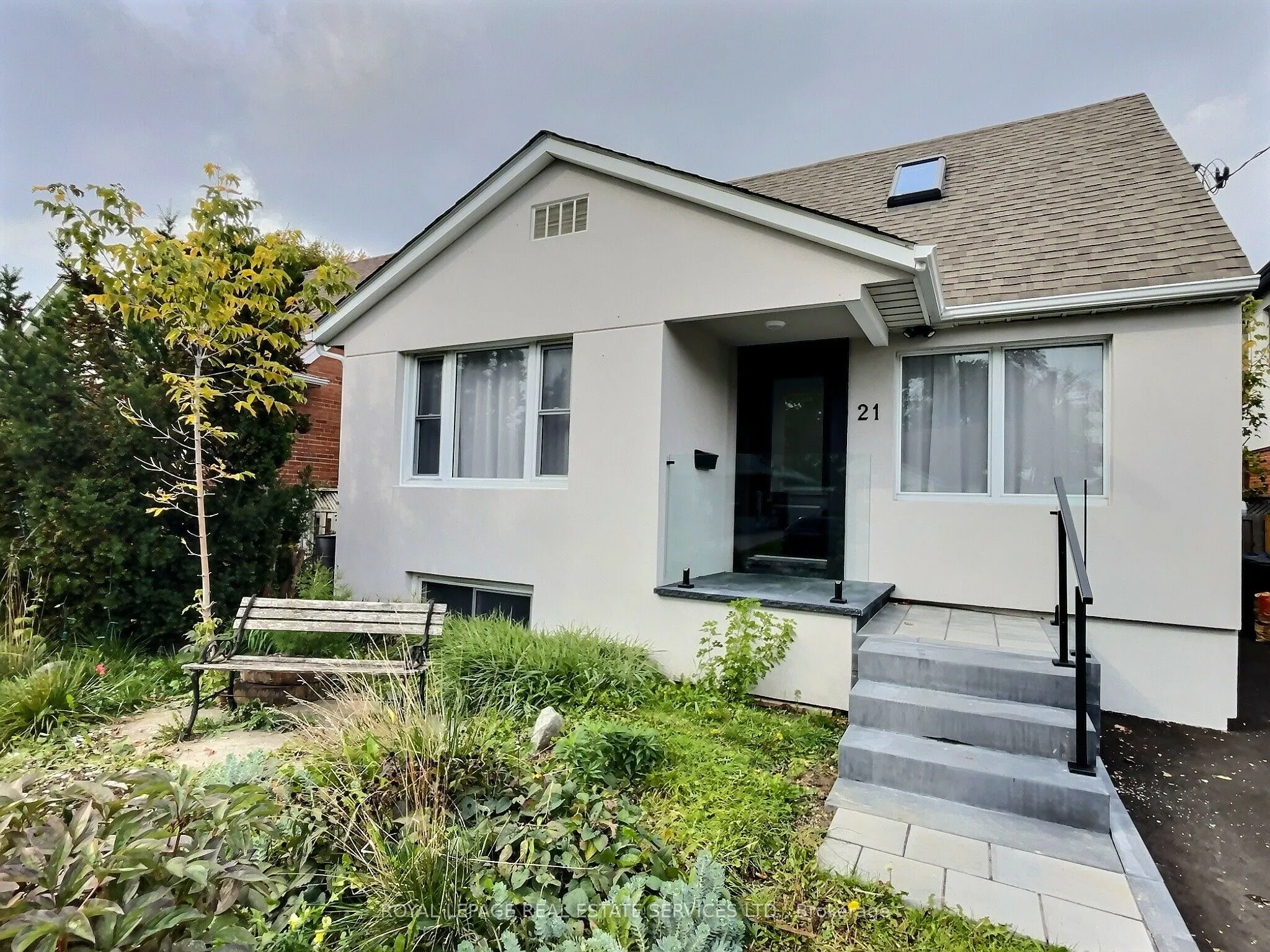 21 Christina Crescent