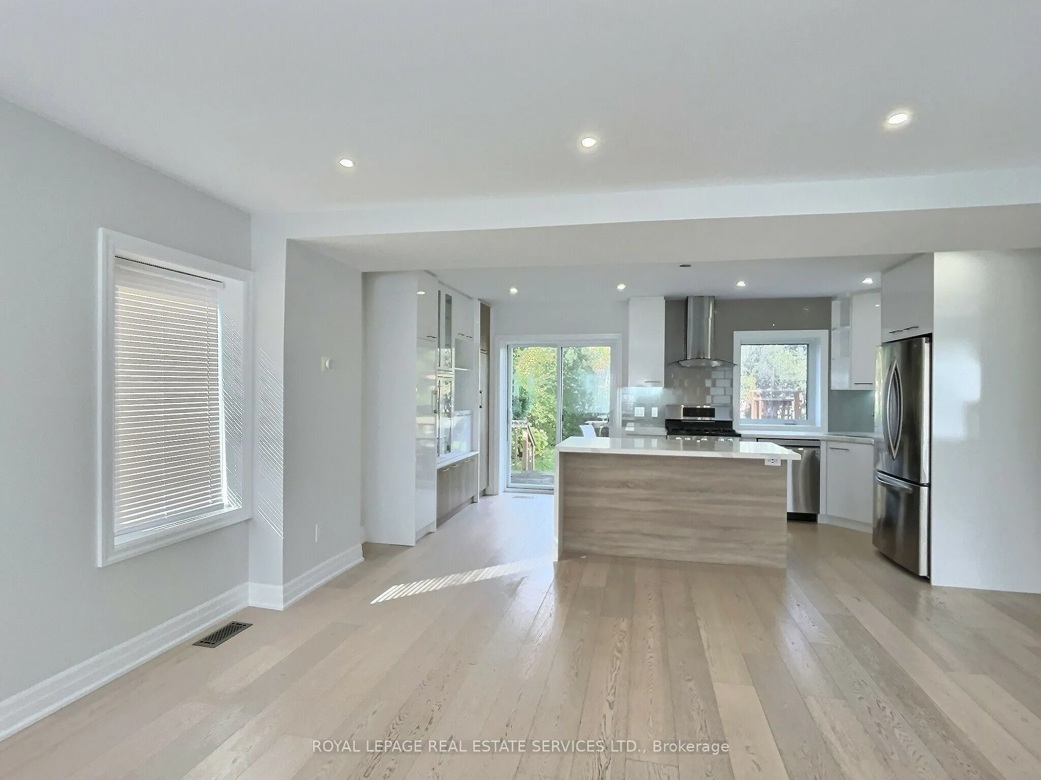 21 Christina Crescent