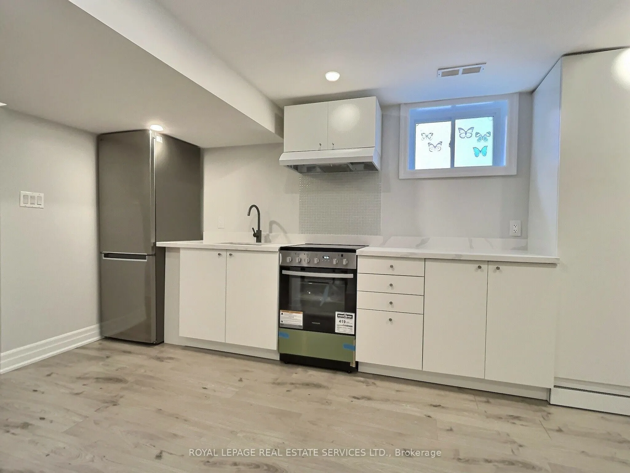 21 Christina Crescent