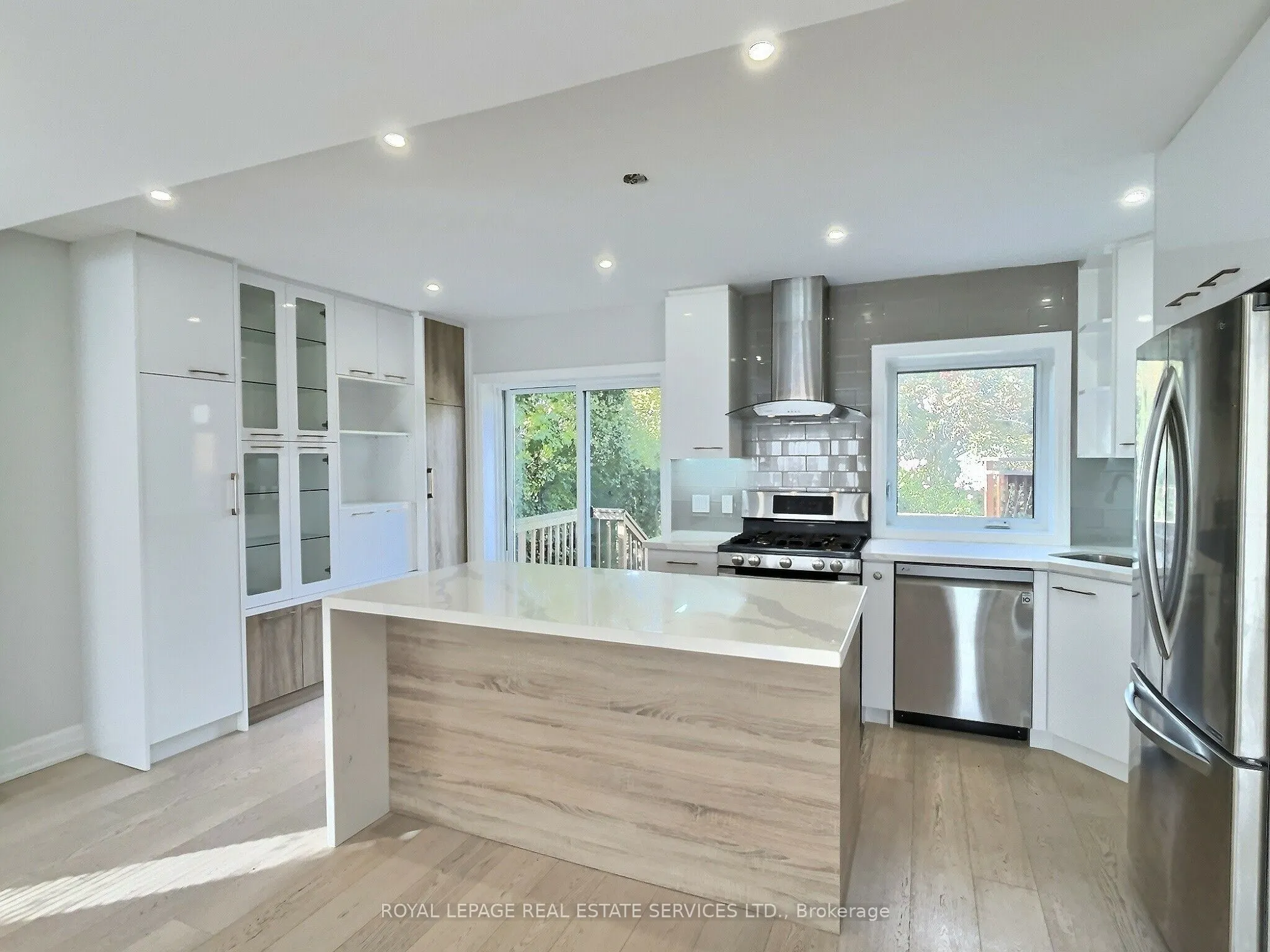 21 Christina Crescent