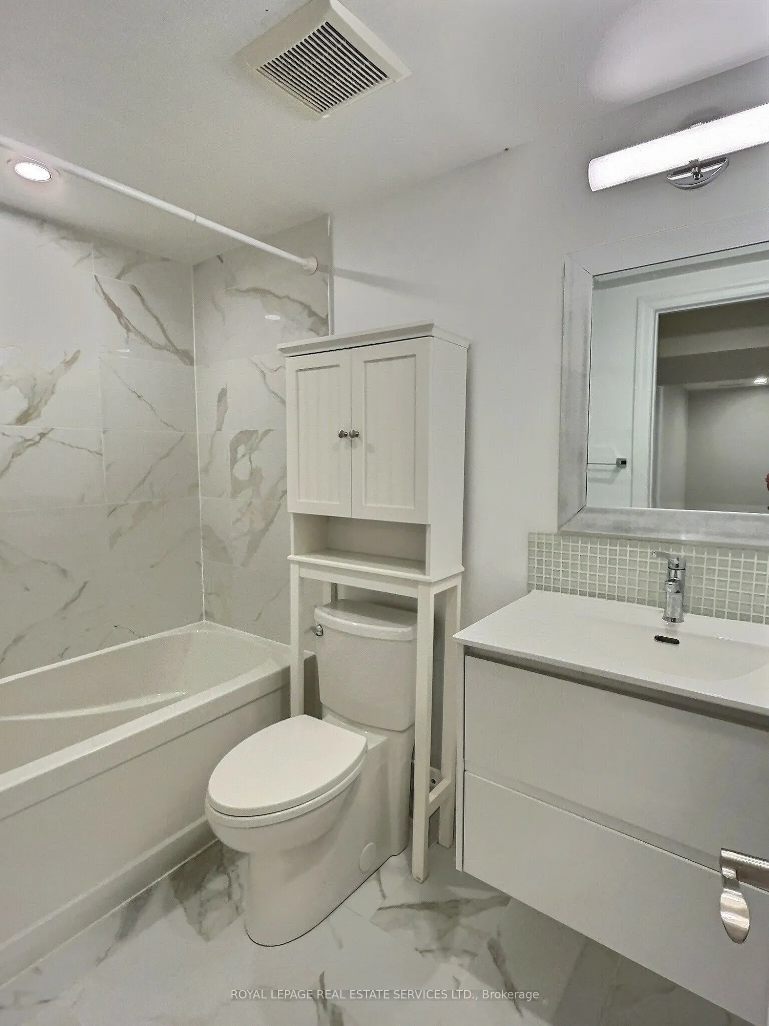 21 Christina Crescent