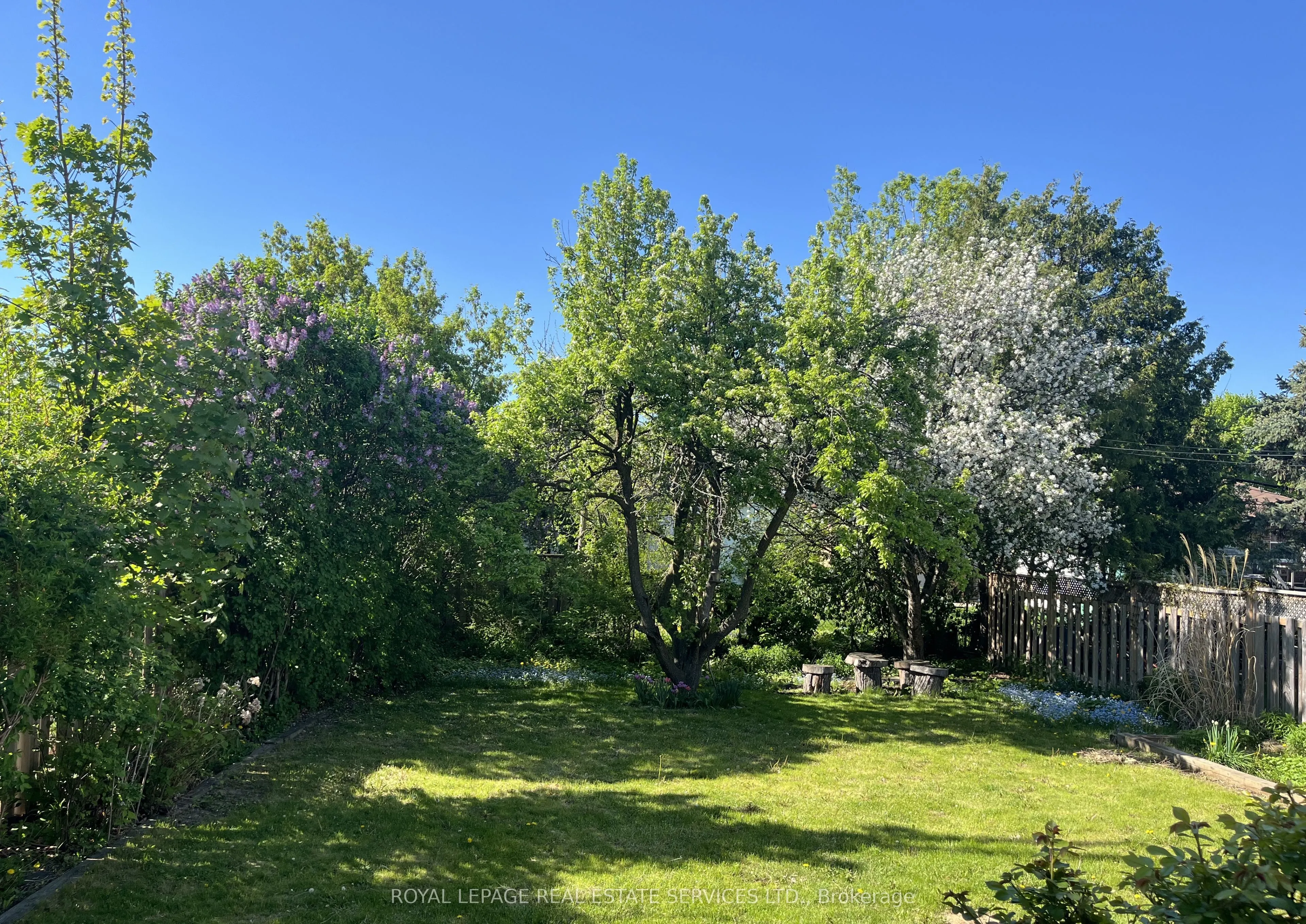 21 Christina Crescent