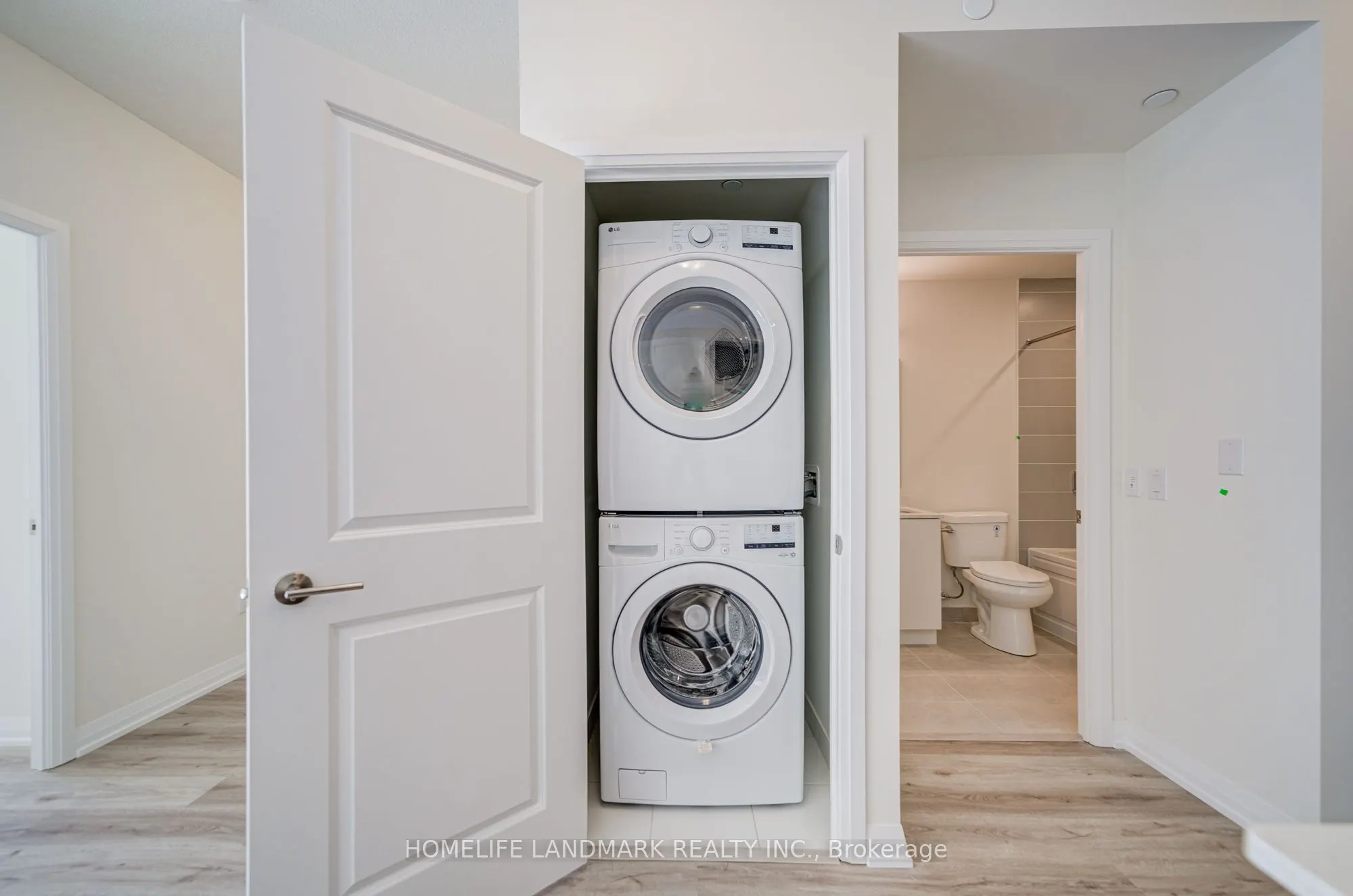 3260 Sheppard Avenue E, #312