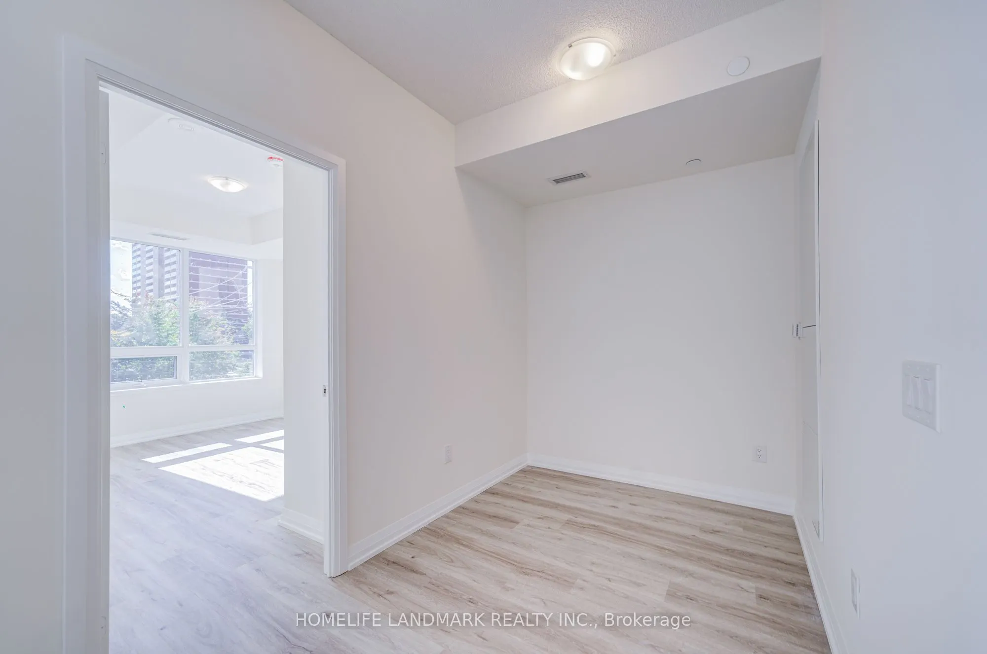 3260 Sheppard Avenue E, #312
