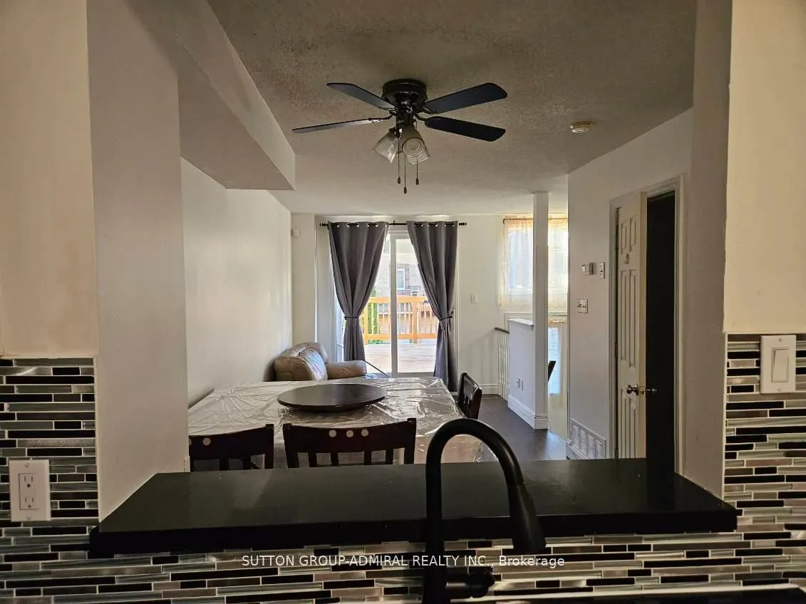 2 Hedge End Road, #105