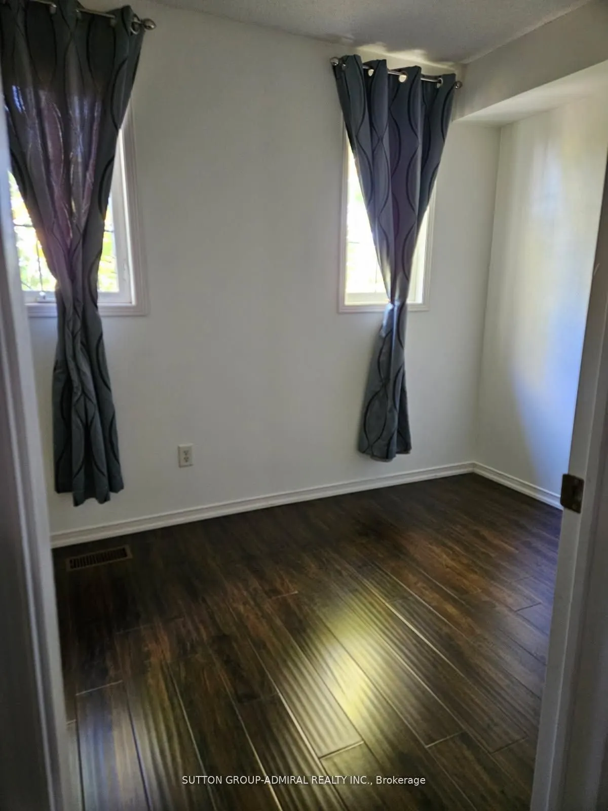 2 Hedge End Road, #105