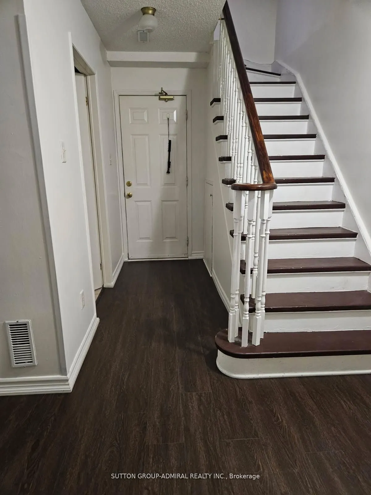 2 Hedge End Road, #105