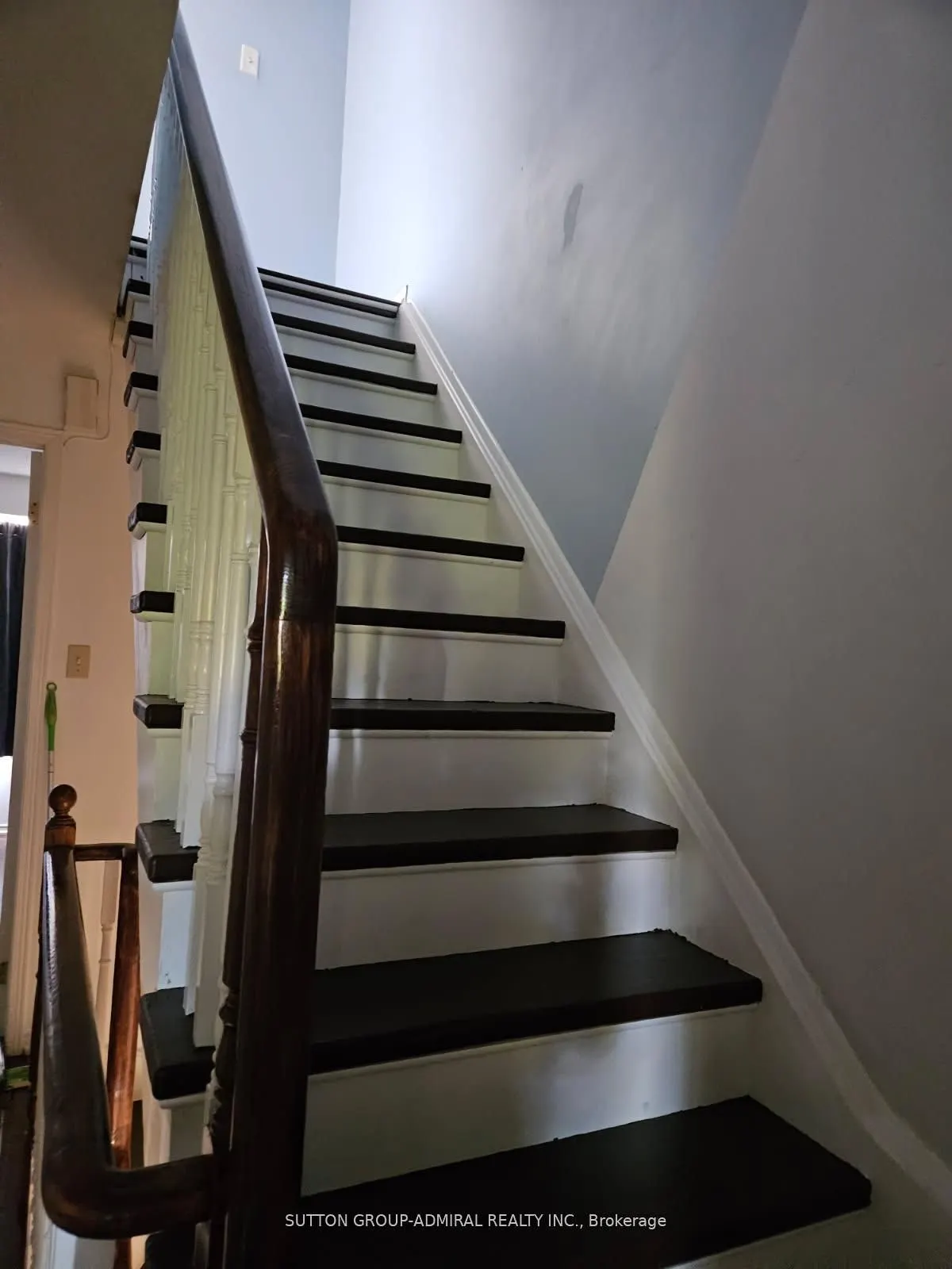 2 Hedge End Road, #105