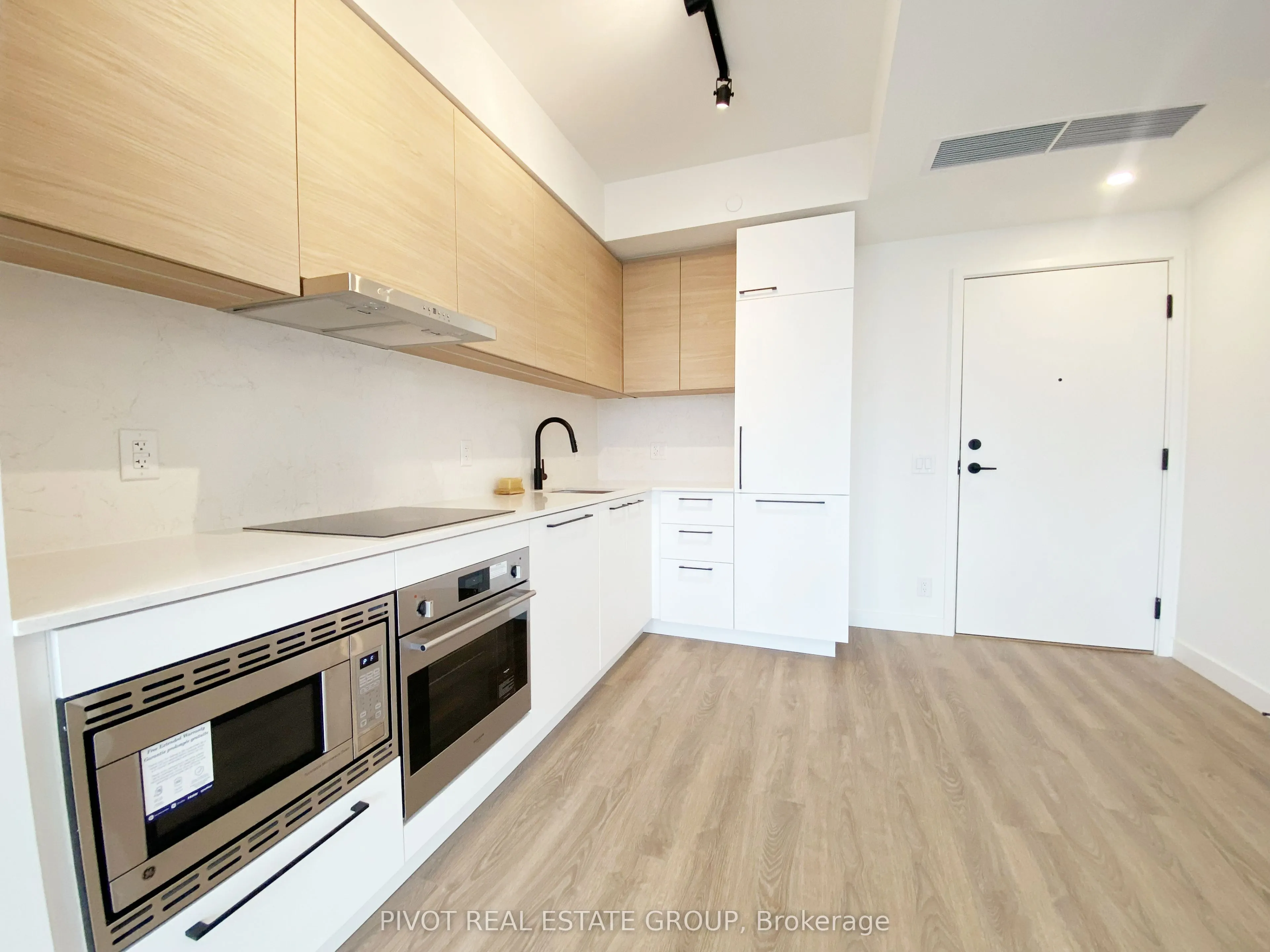 1050 Eastern Avenue, #911