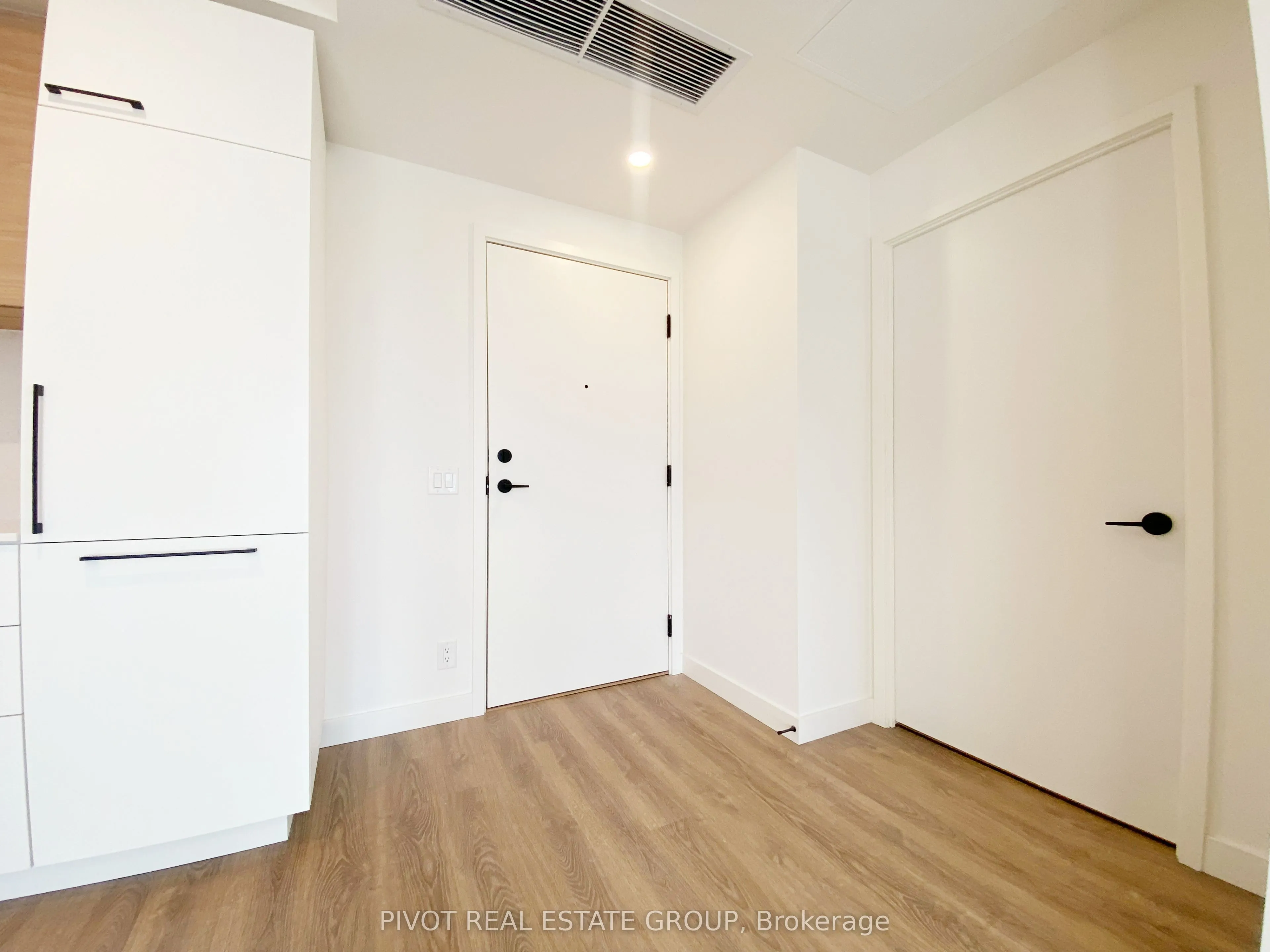 1050 Eastern Avenue, #911