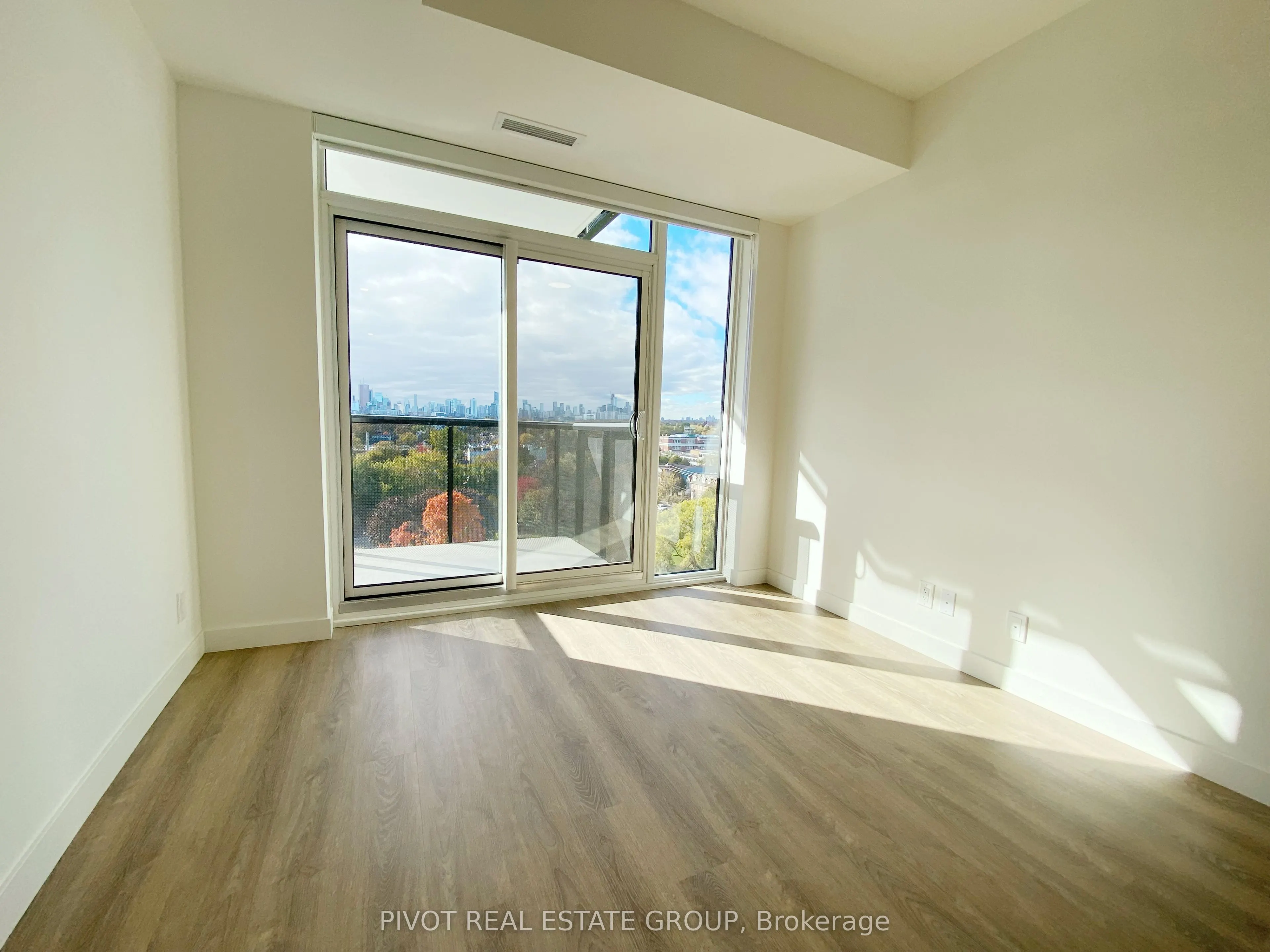 1050 Eastern Avenue, #911