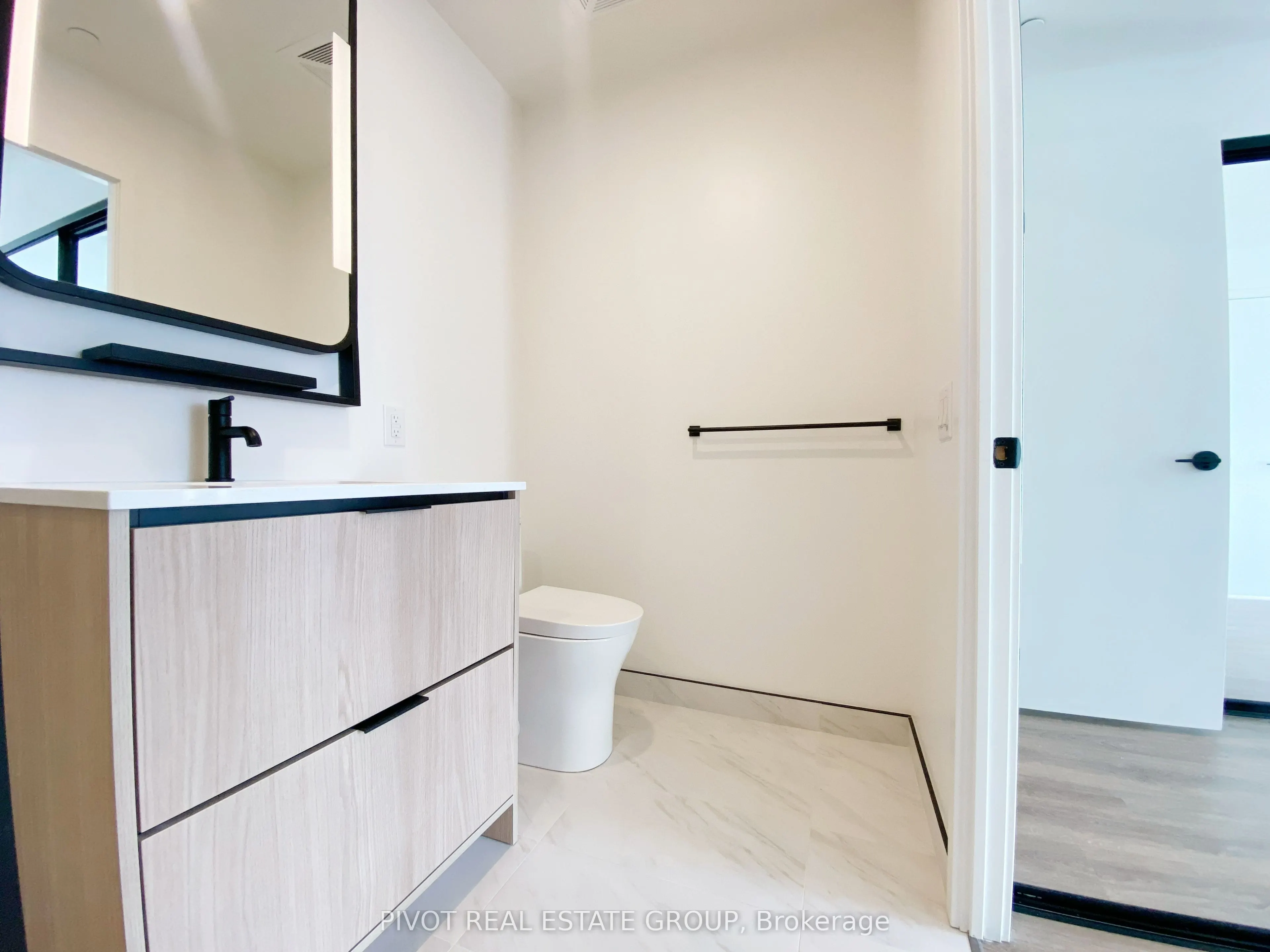 1050 Eastern Avenue, #911