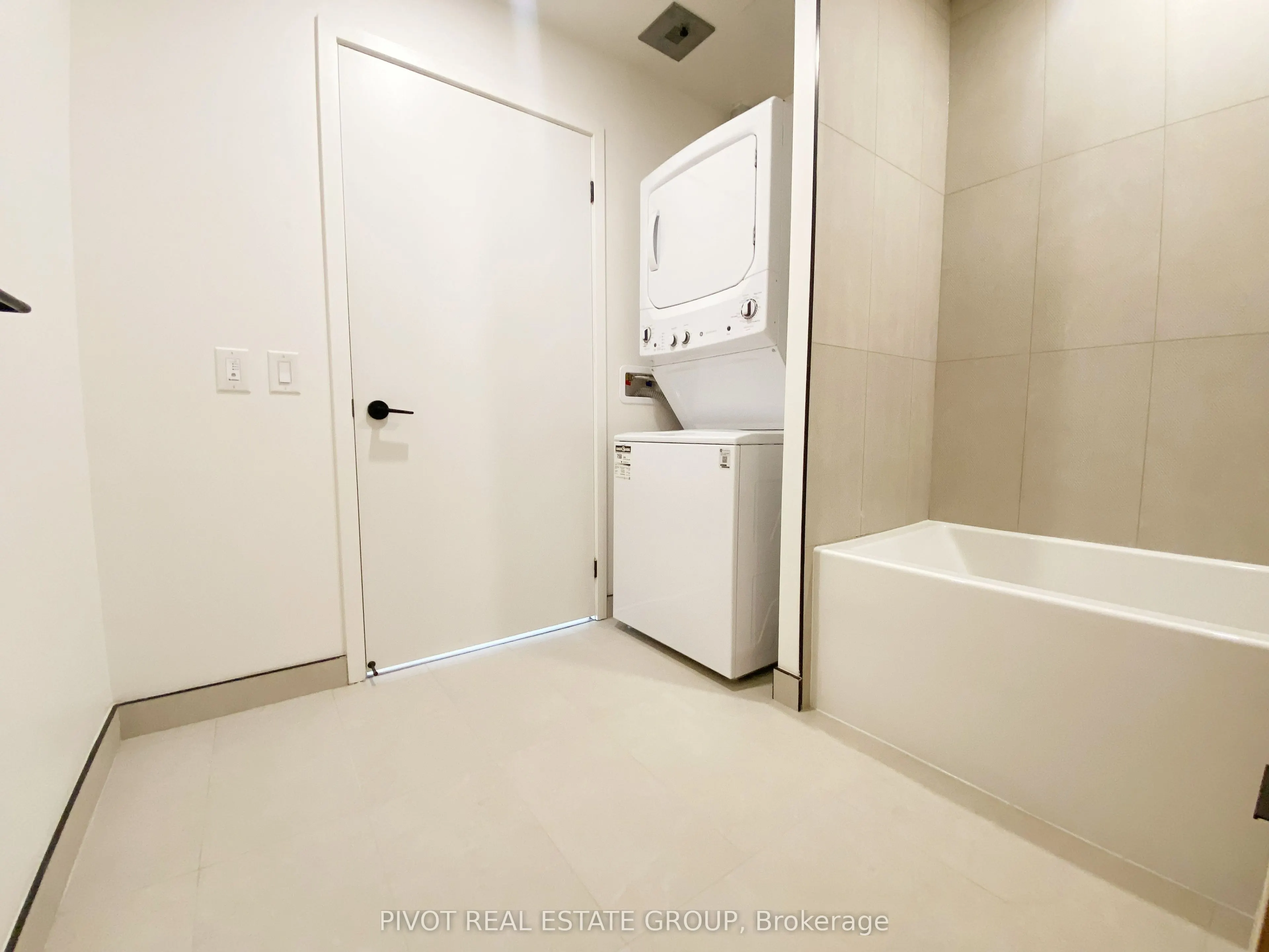 1050 Eastern Avenue, #911