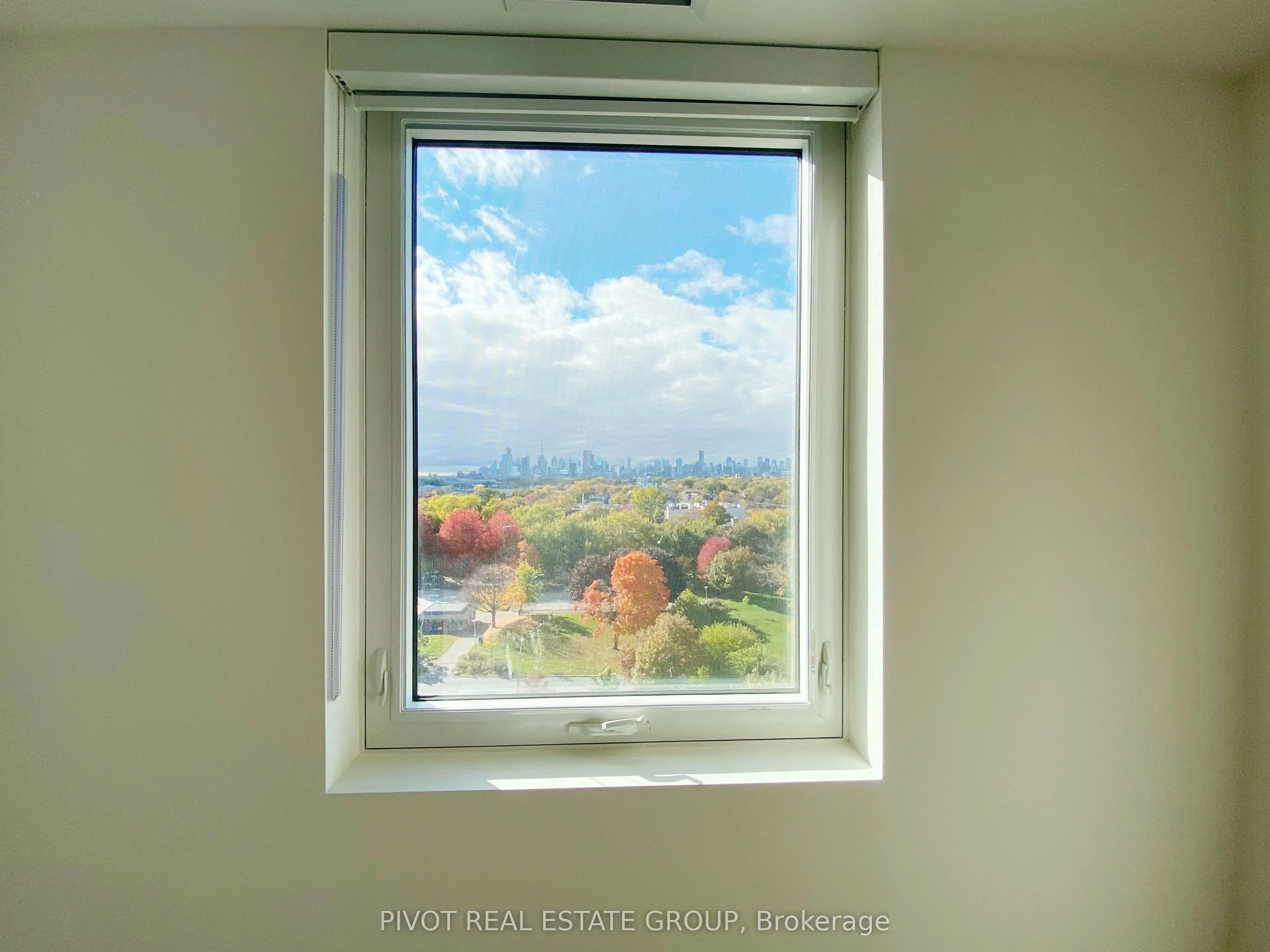 1050 Eastern Avenue, #911