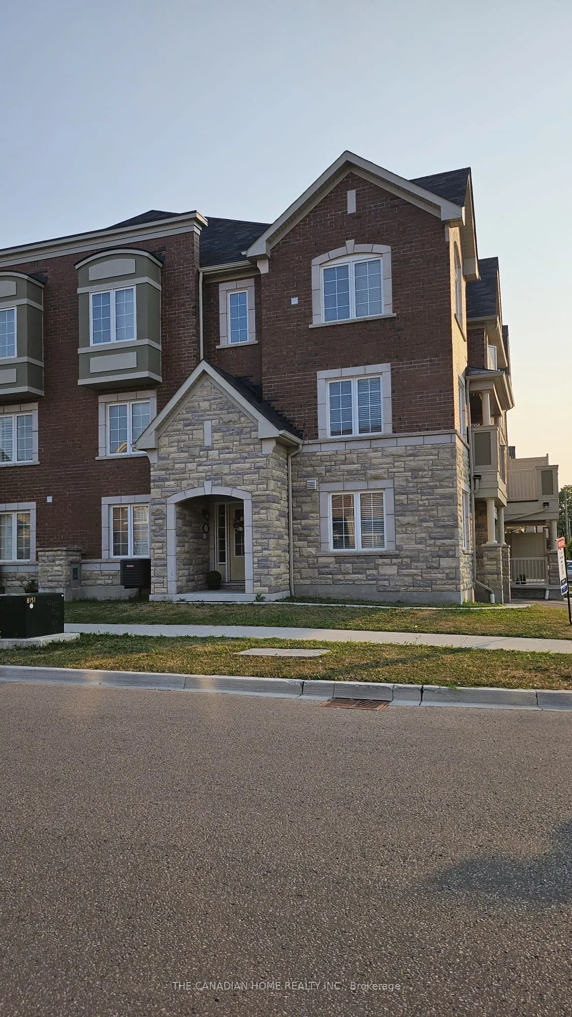 1 Bluegill Crescent E