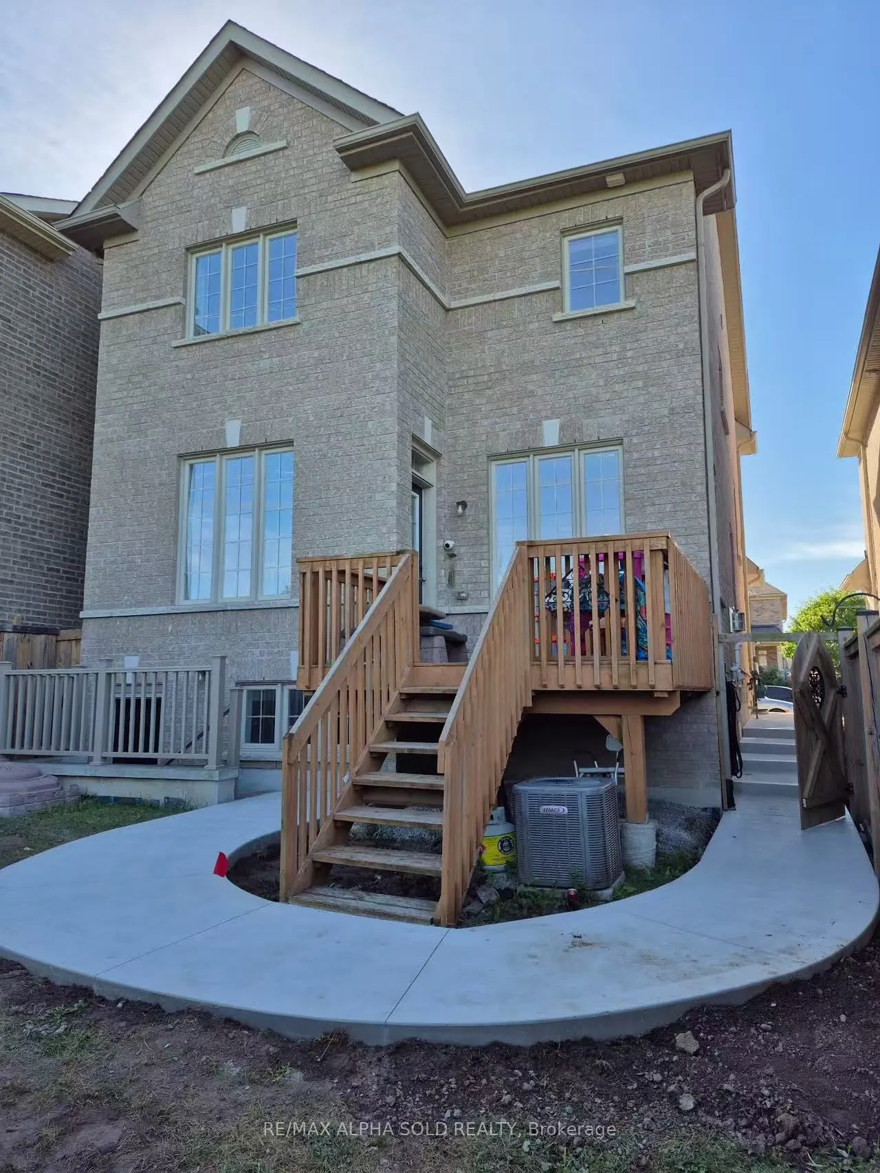 35 Stockell Crescent, #bsmt