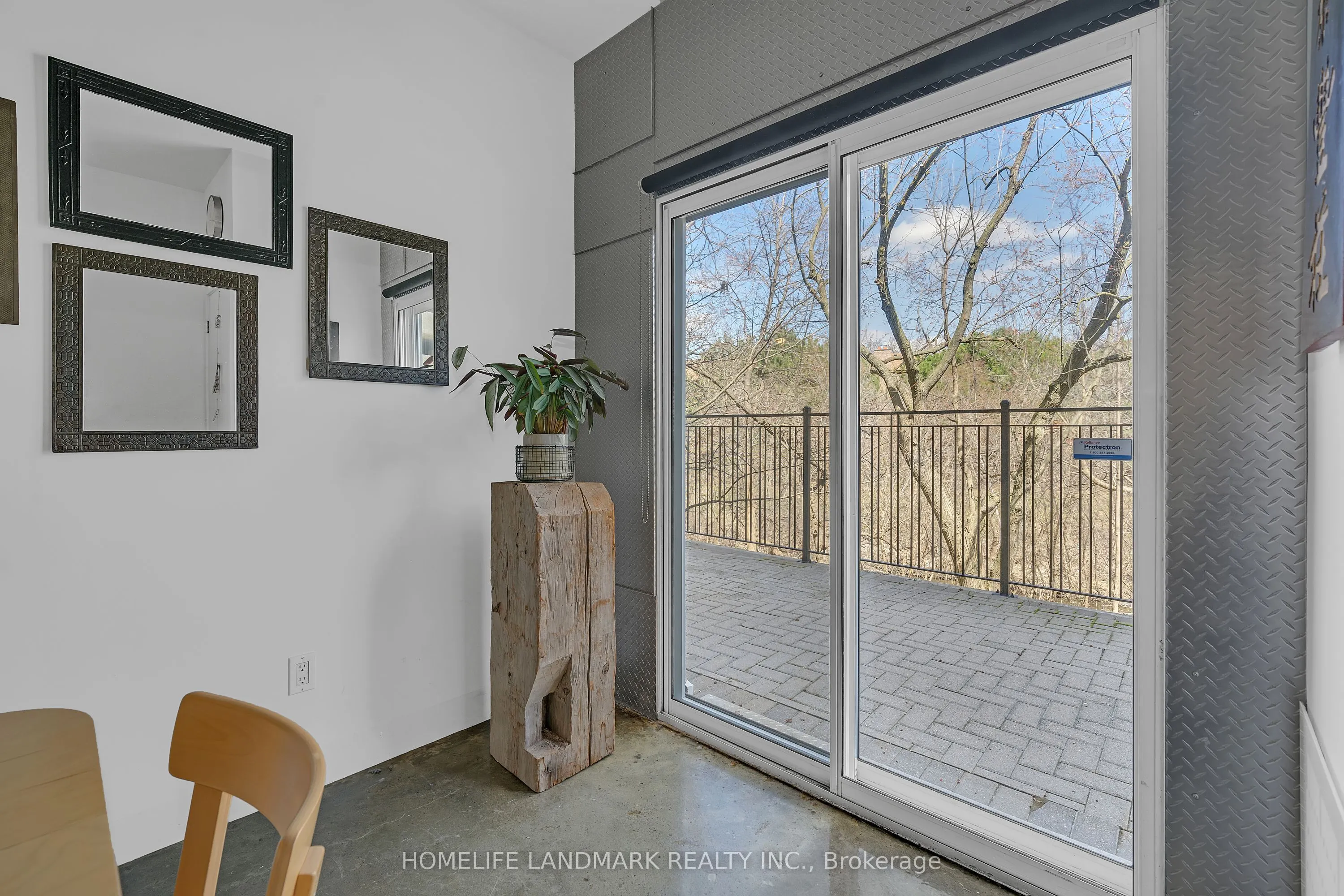 2351 Kennedy Road, #125