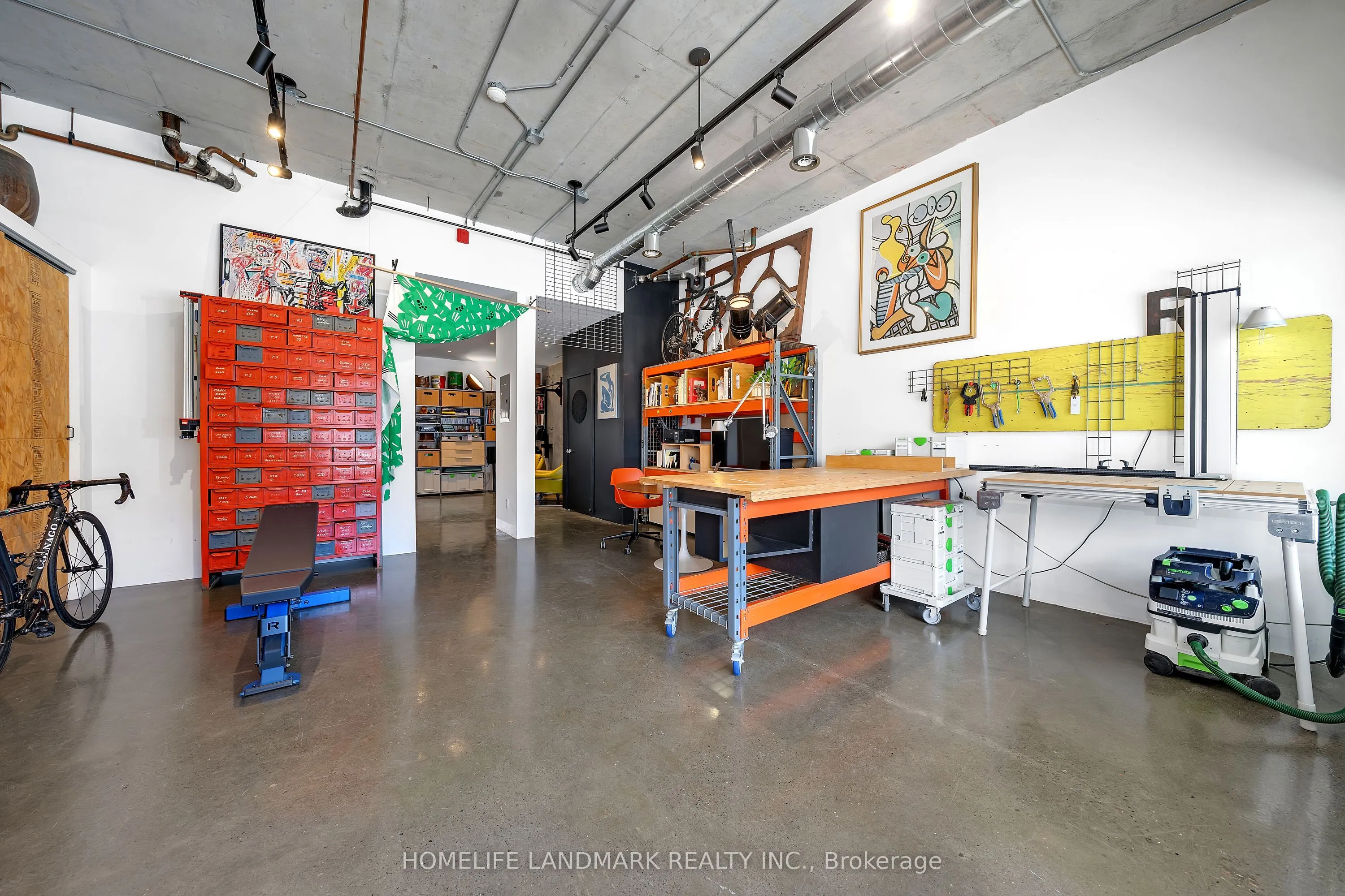 2351 Kennedy Road, #125