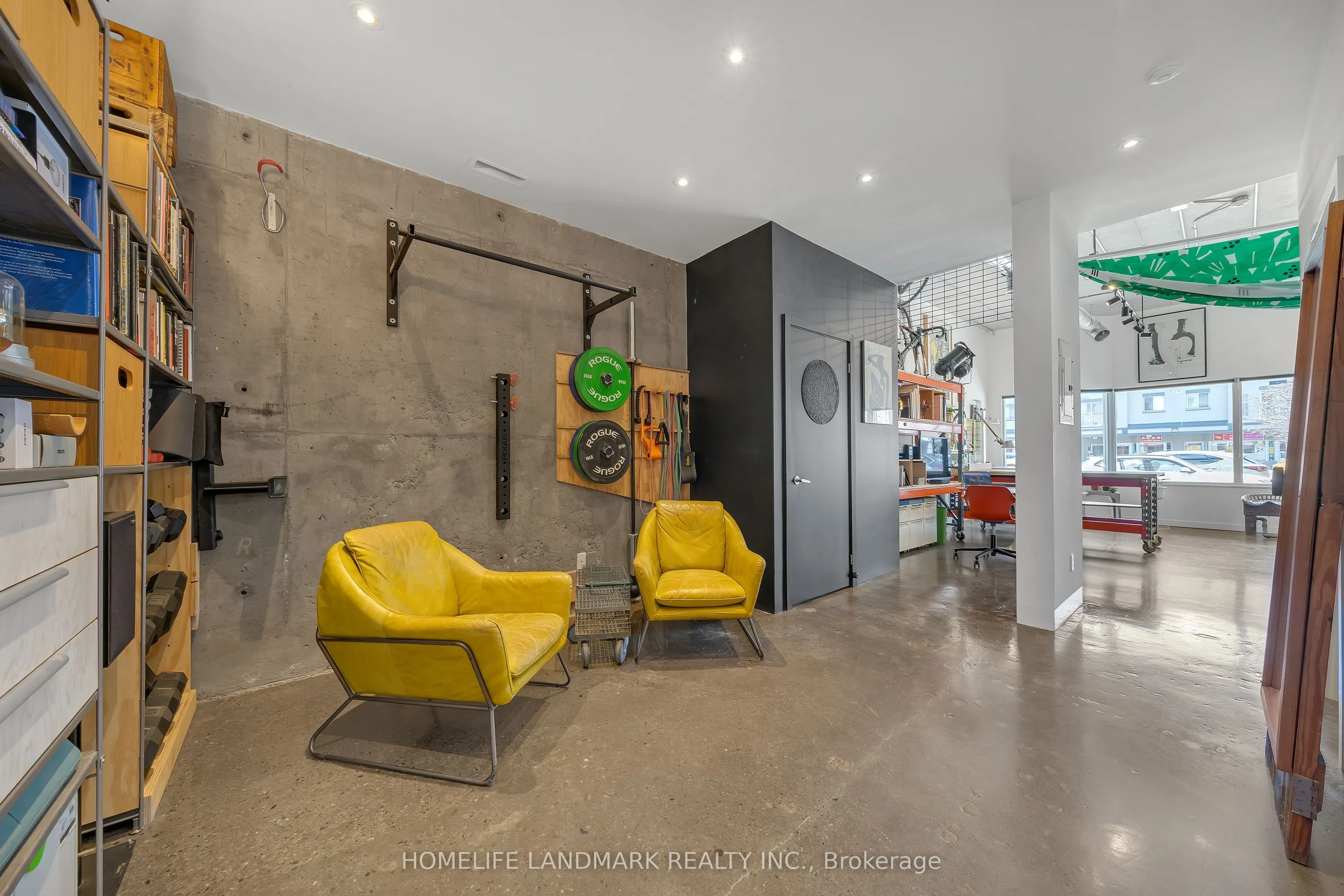 2351 Kennedy Road, #125