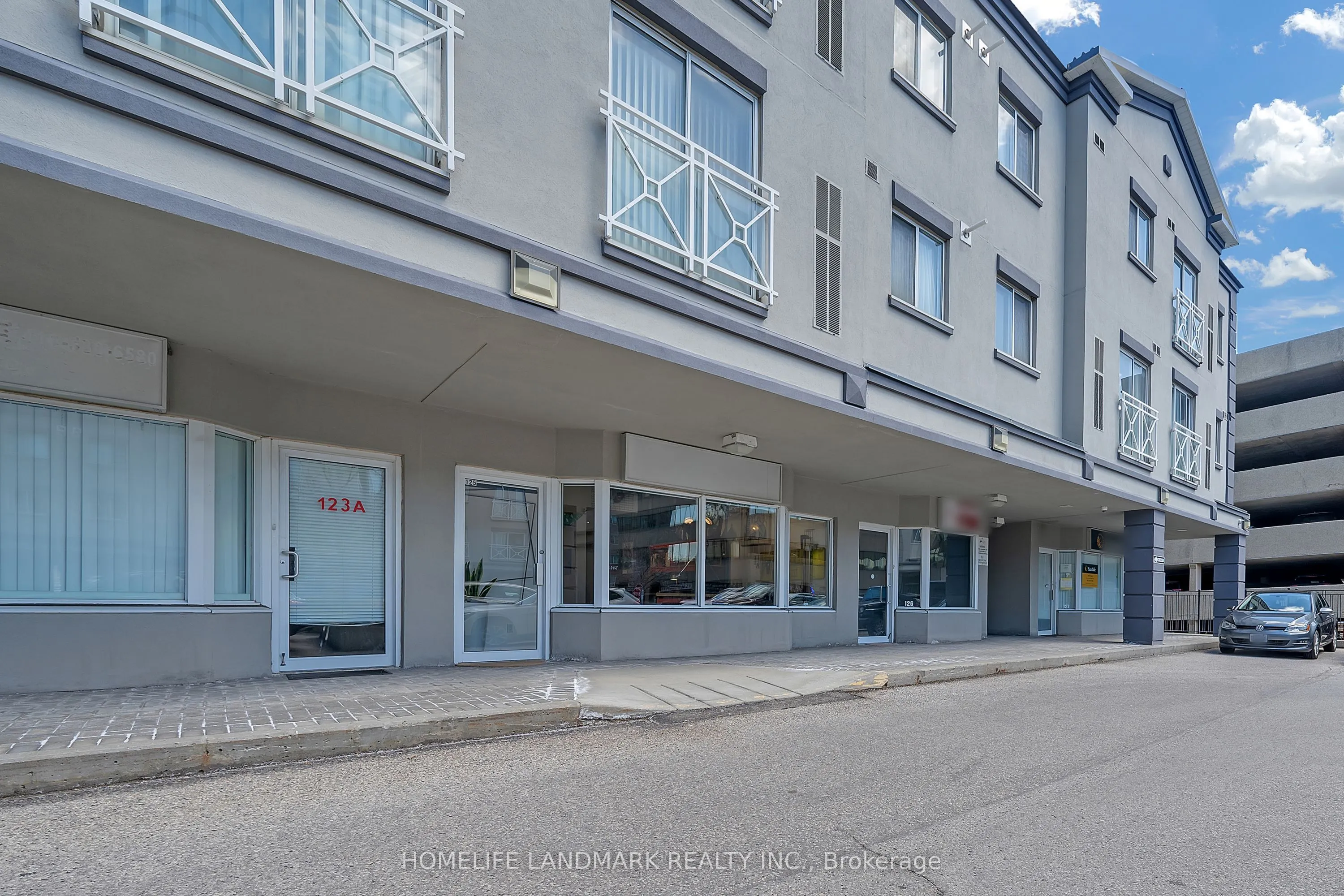 2351 Kennedy Road, #125