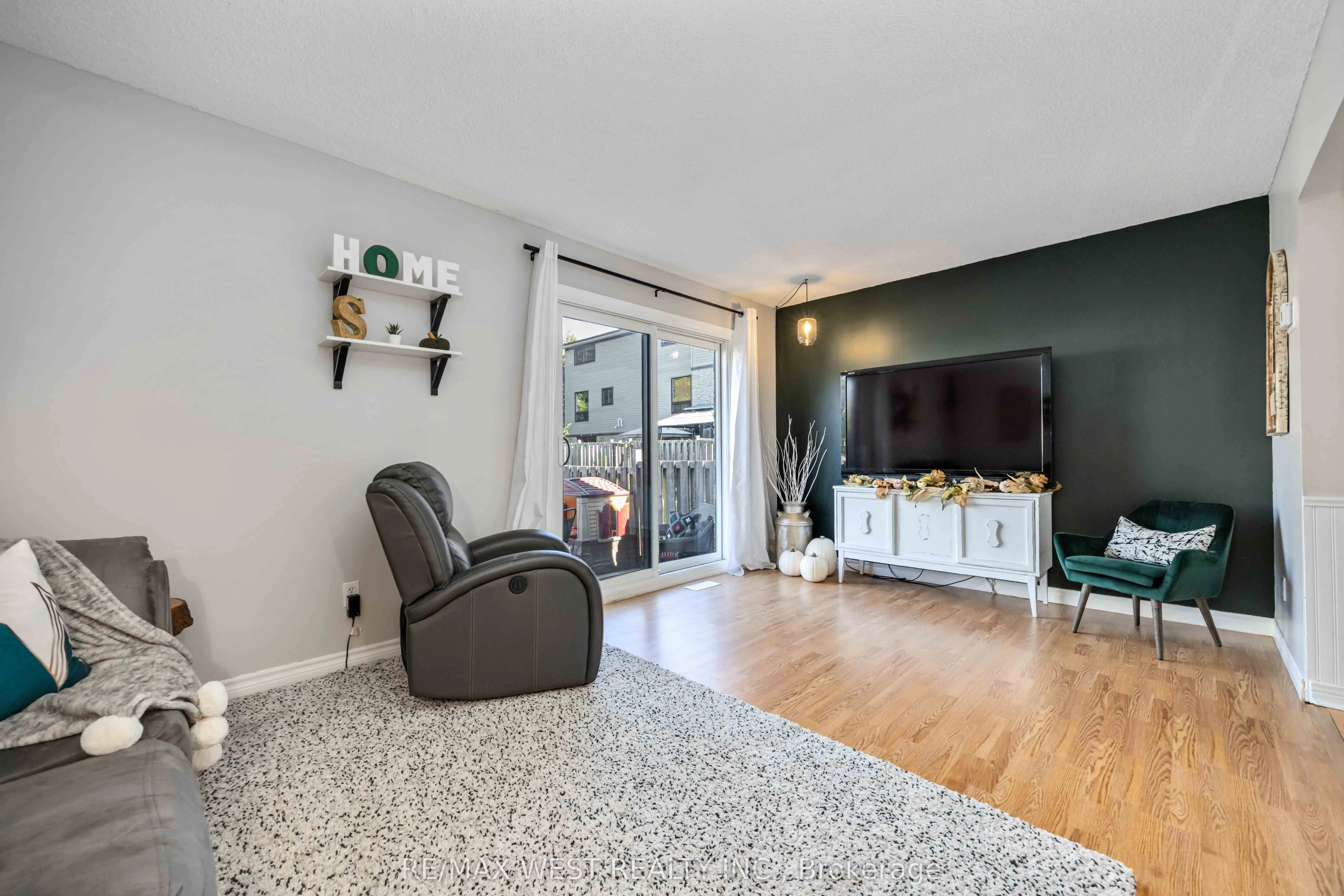 221 Ormond Drive, #E8