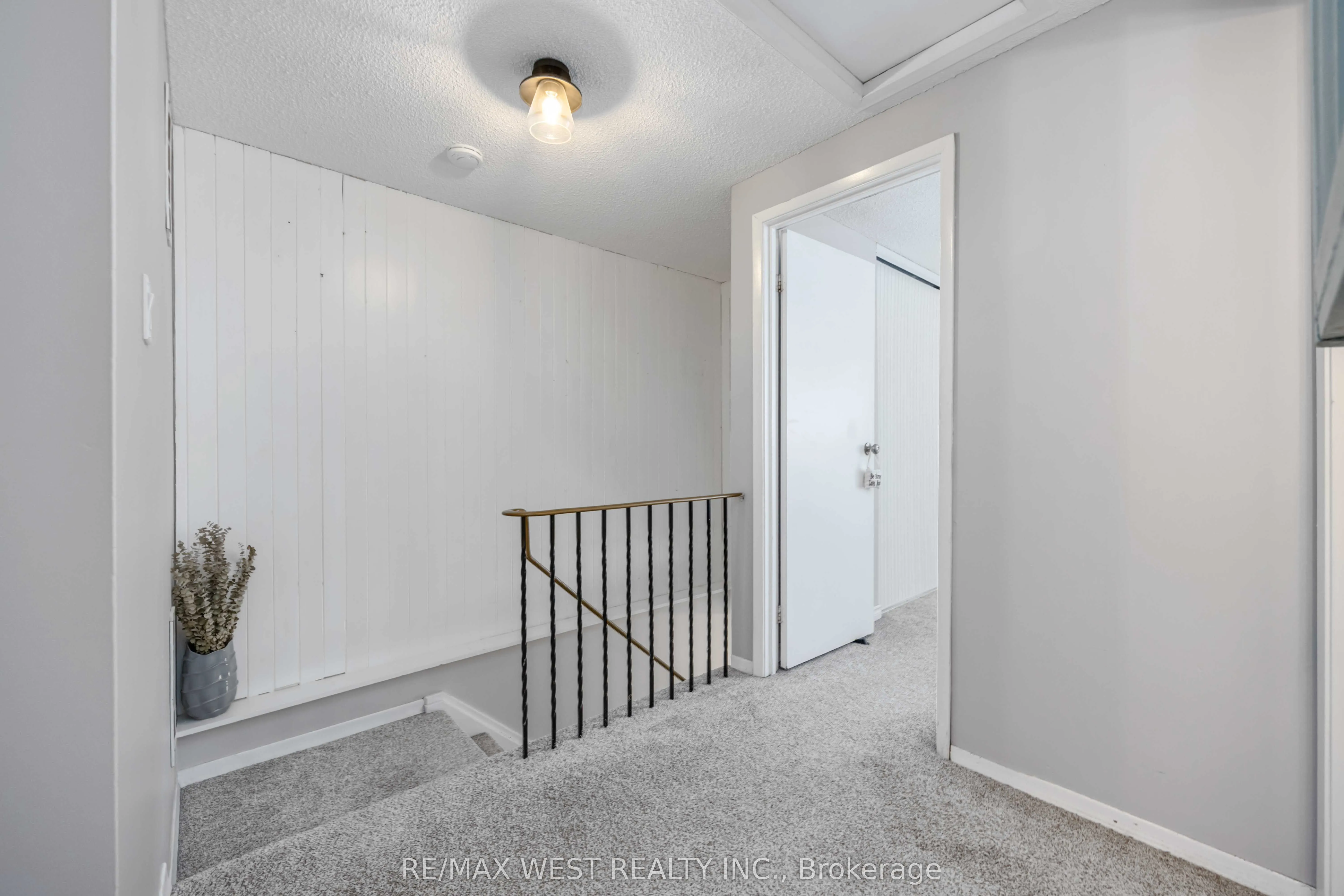 221 Ormond Drive, #E8