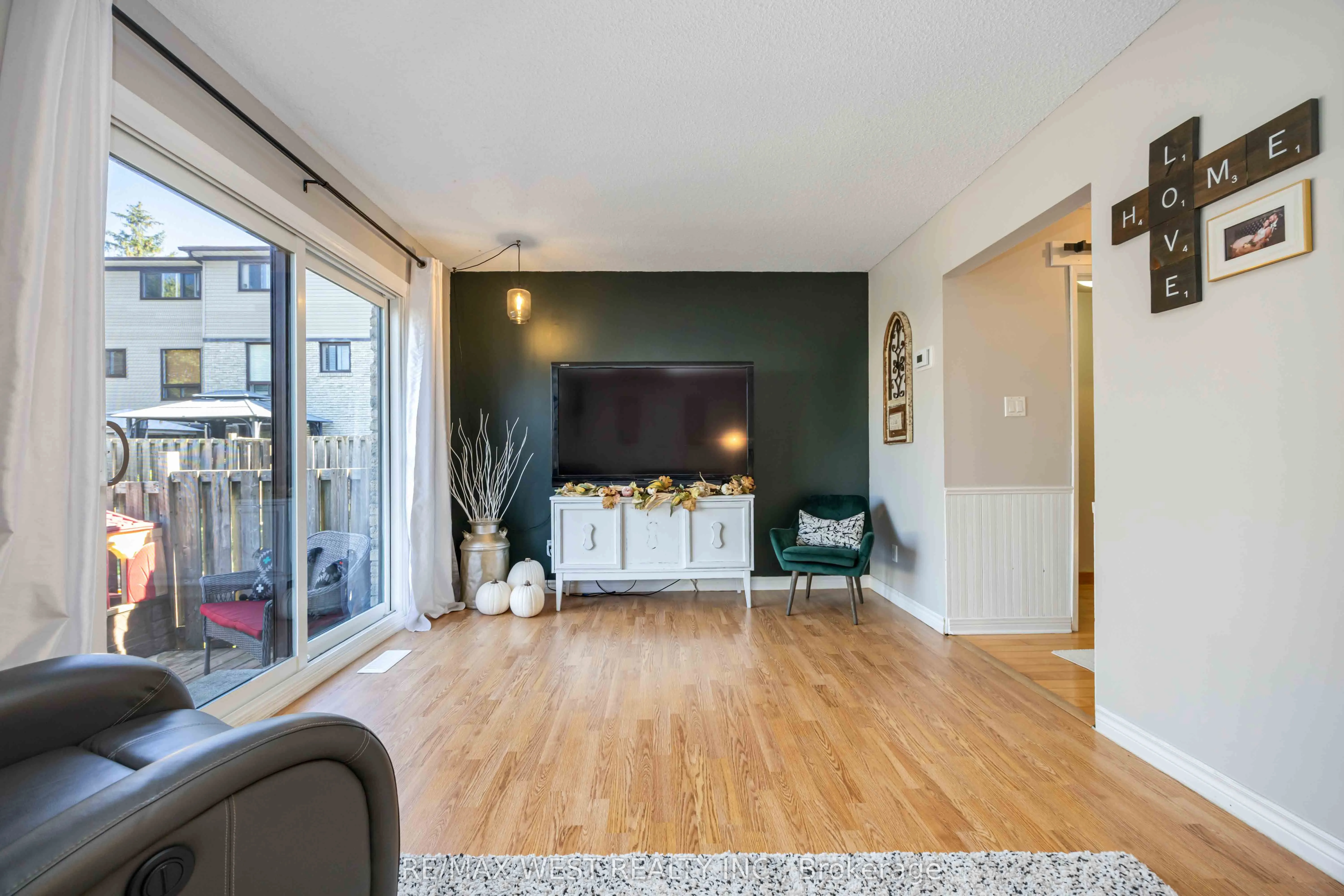 221 Ormond Drive, #E8