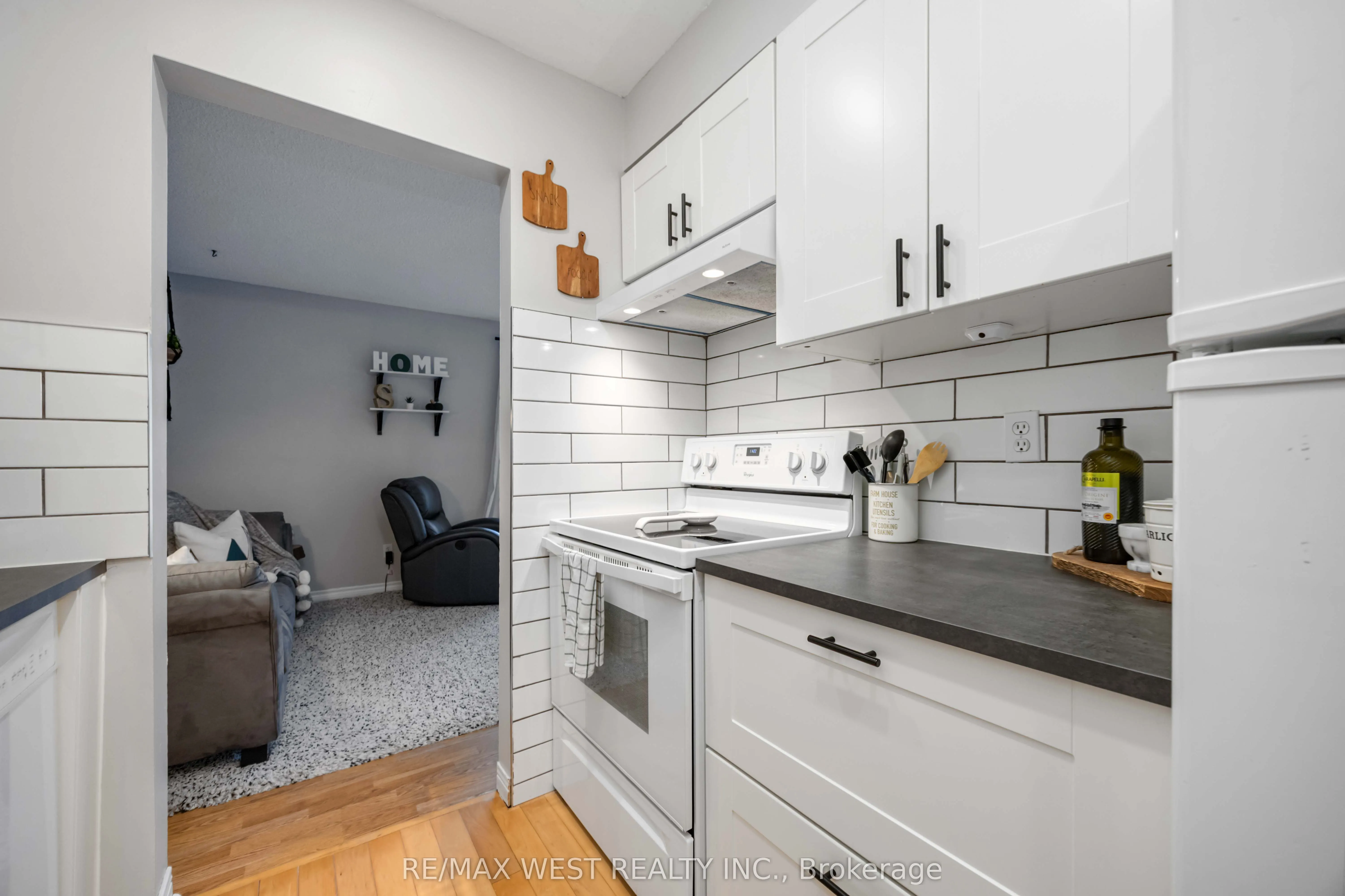 221 Ormond Drive, #E8