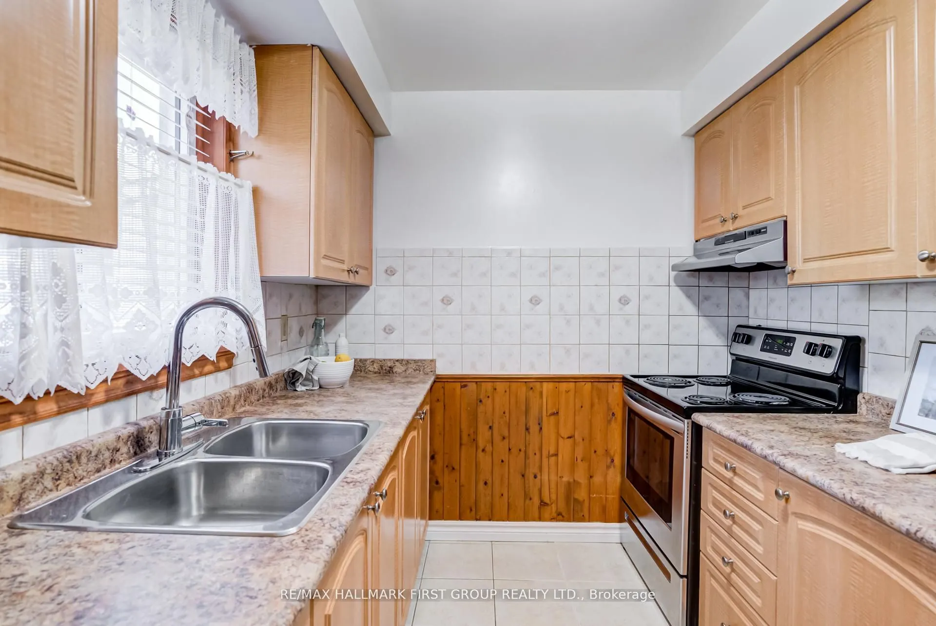 58 Lady Bower Crescent